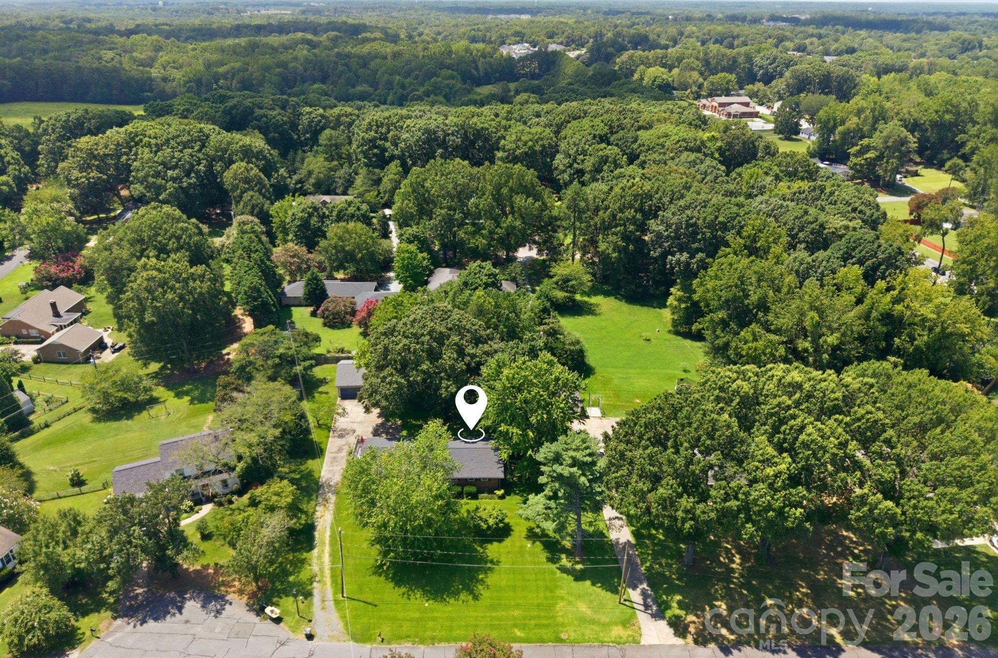 13128 Blacksmith Ct, Matthews, NC 28105