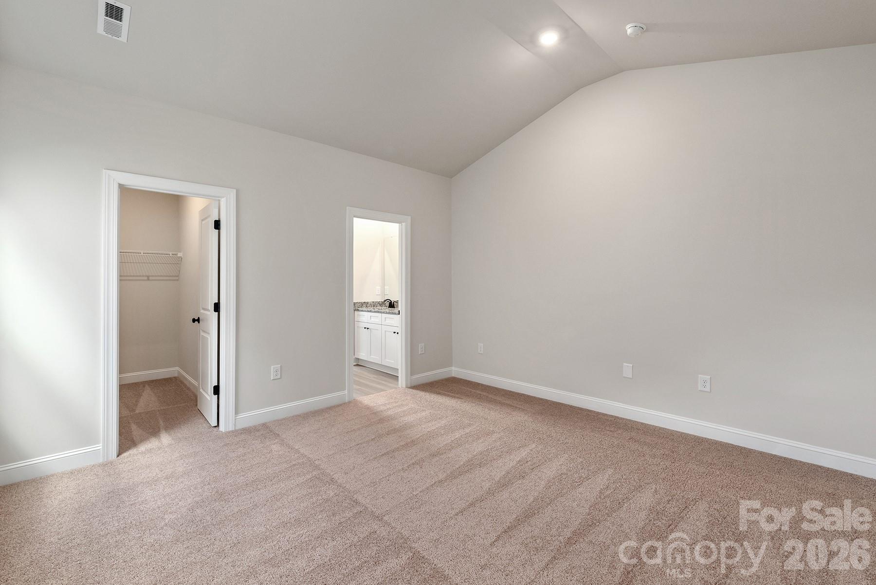 8117 Cravat Ct, Charlotte, NC 28215