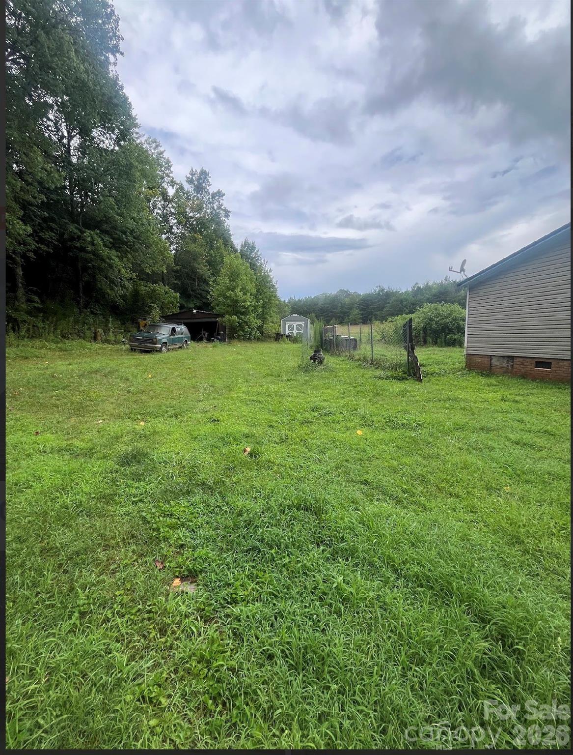 130 Vectra Dr, Statesville, NC 28625