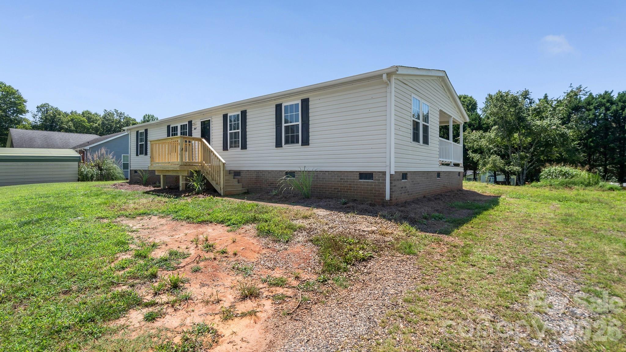 178 Zircon Dr, Statesville, NC 28625