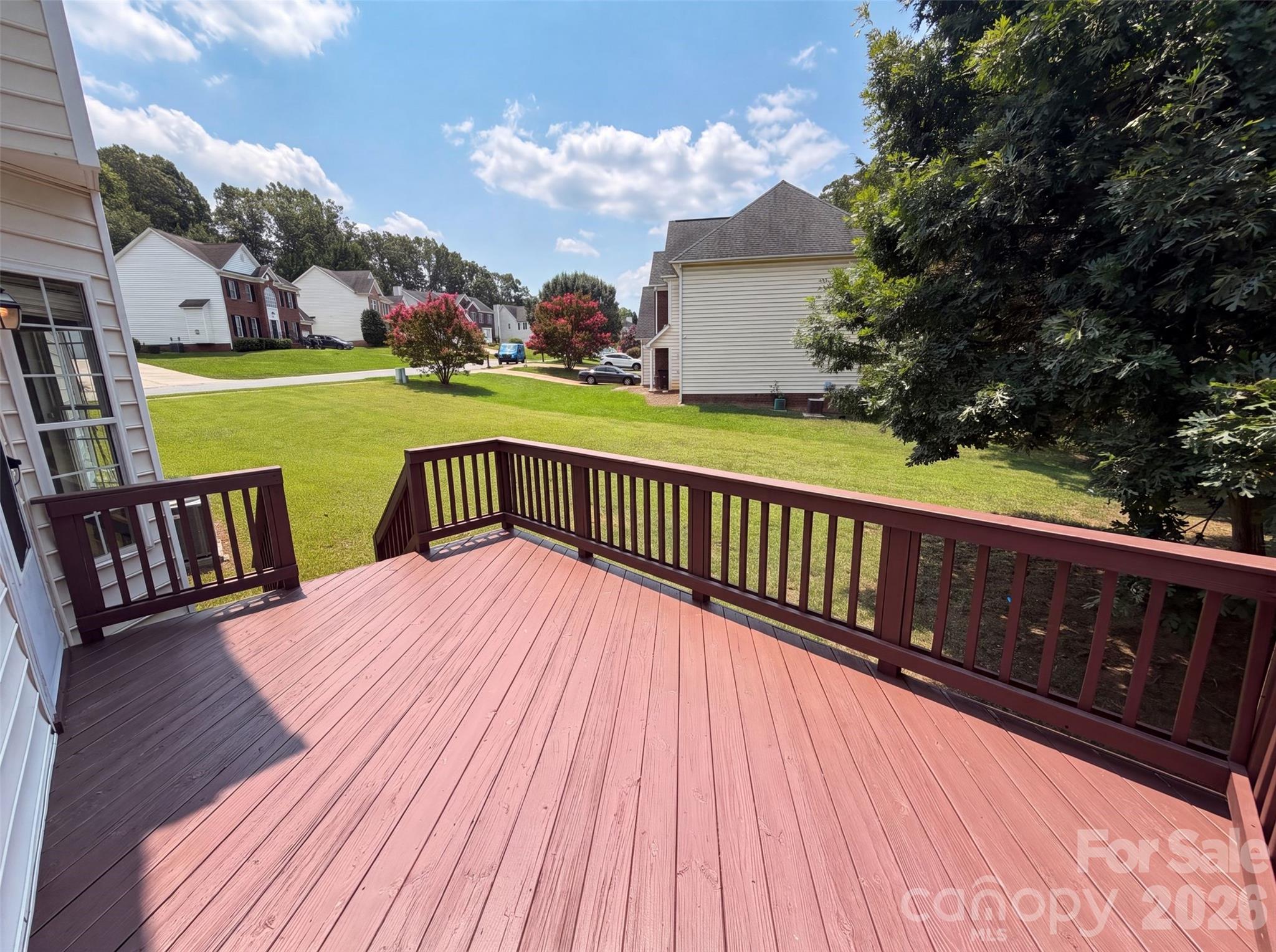 2318 Phlox Ct, Charlotte, NC 28213