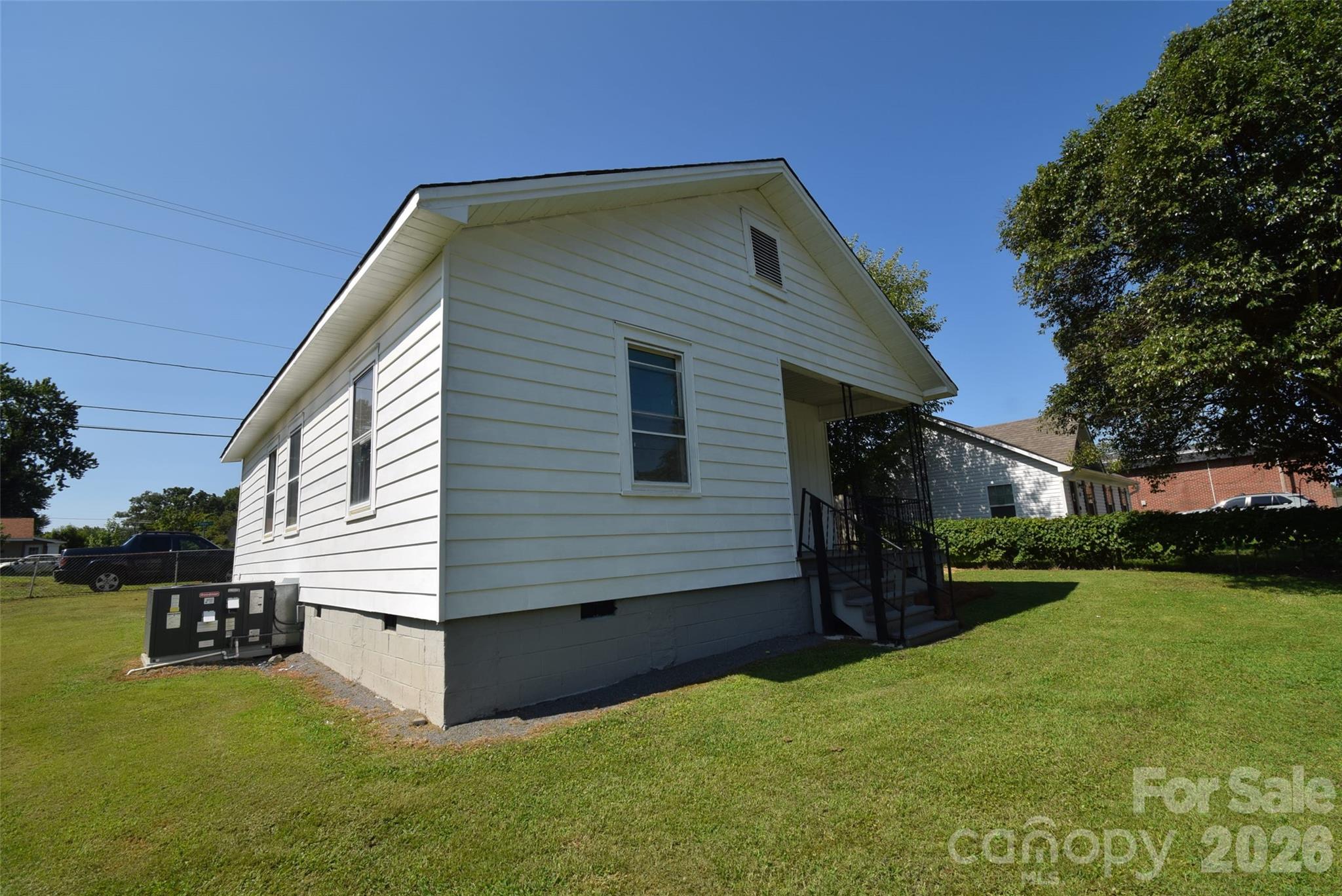 714 A St, Bessemer City, NC 28016