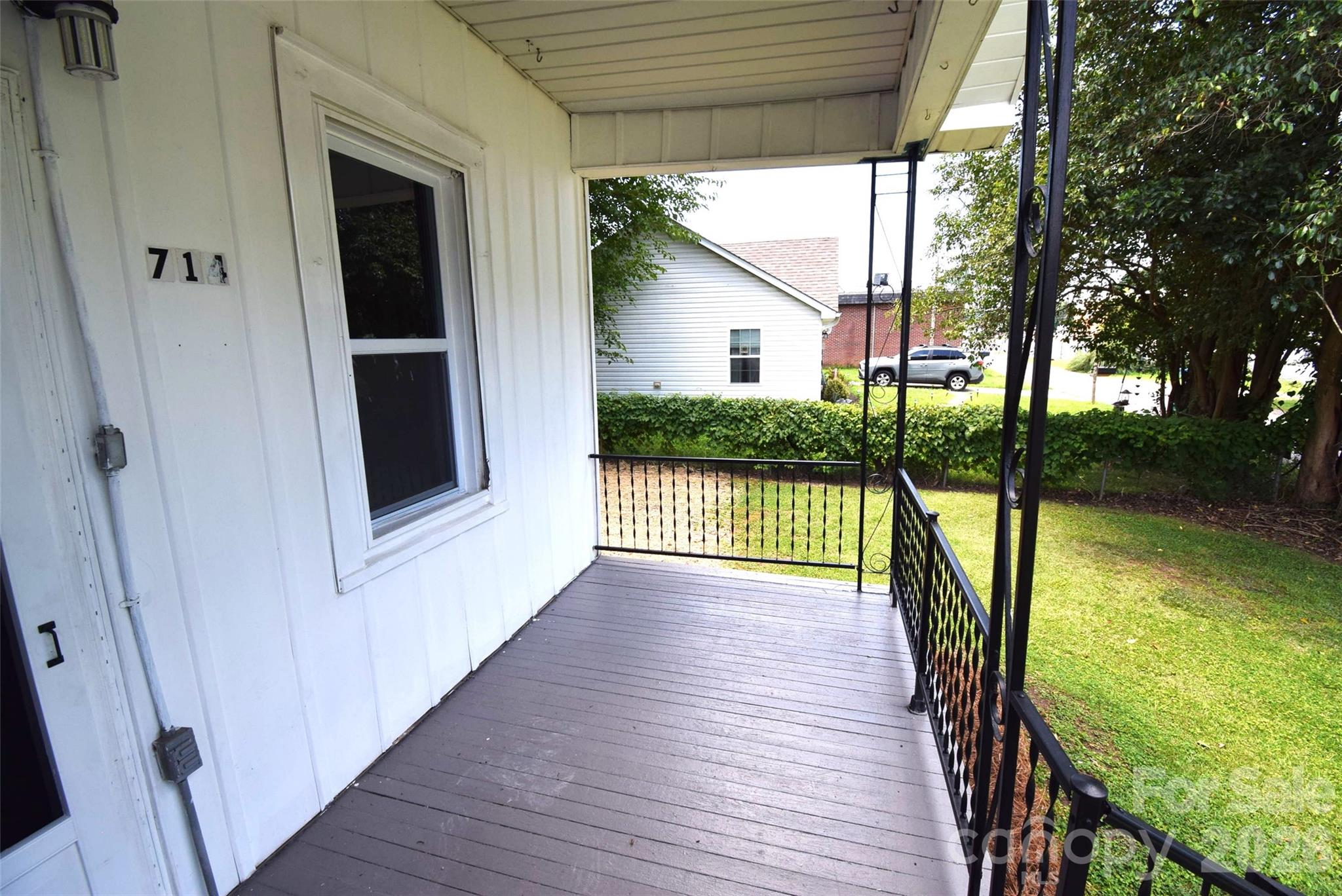 714 A St, Bessemer City, NC 28016