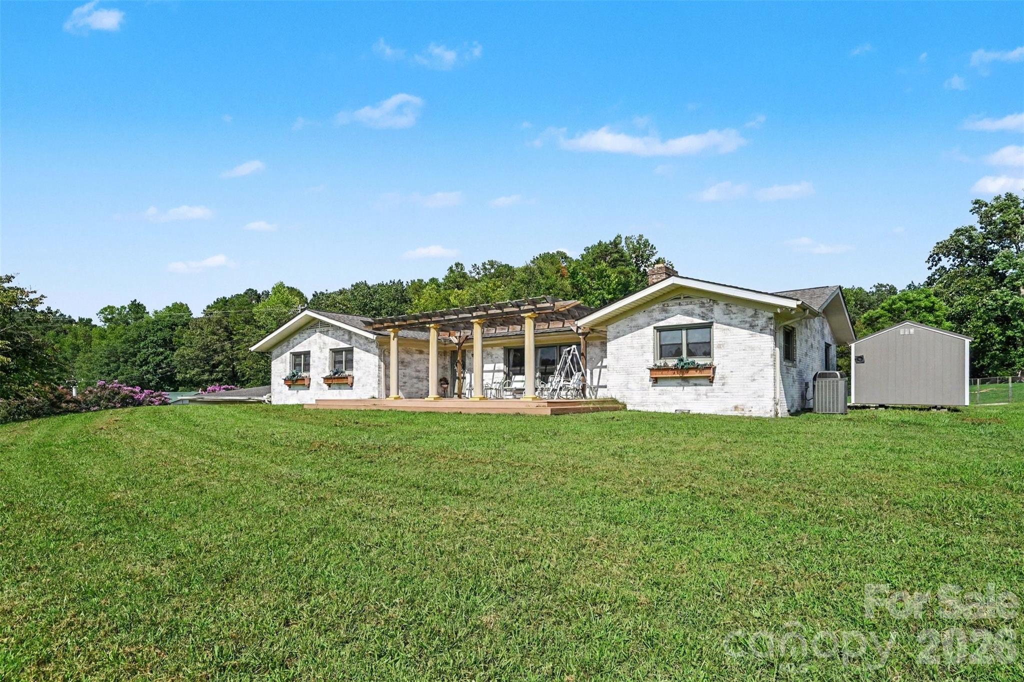 184 Hawkins Holler Dr, Salisbury, NC 28146
