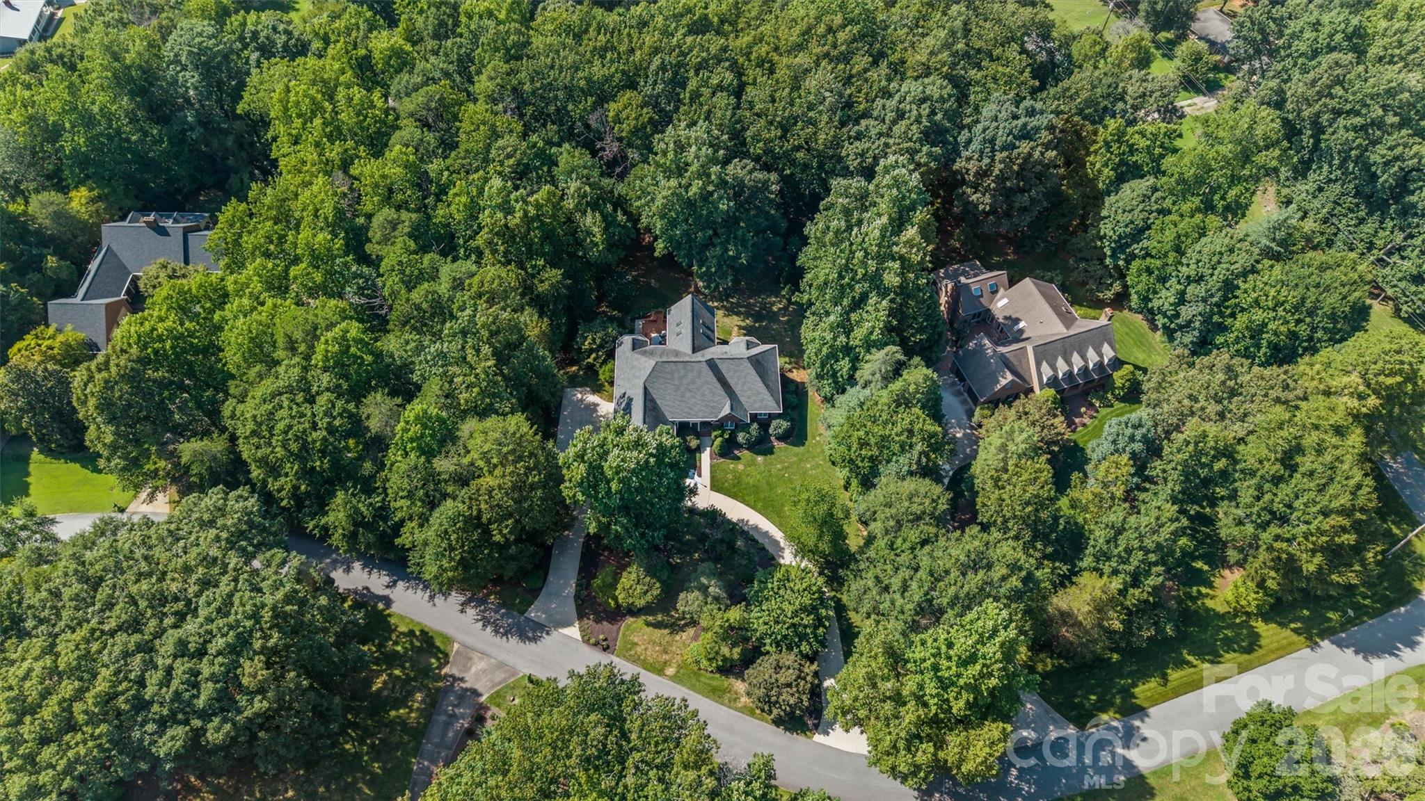 675 Heather Dr, Lincolnton, NC 28092