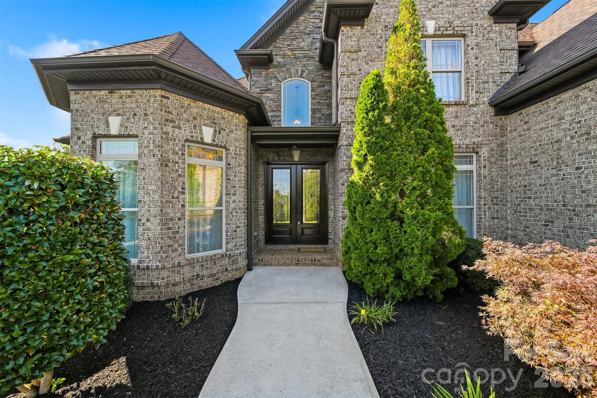 8040 Young Rd, Hickory, NC 28602