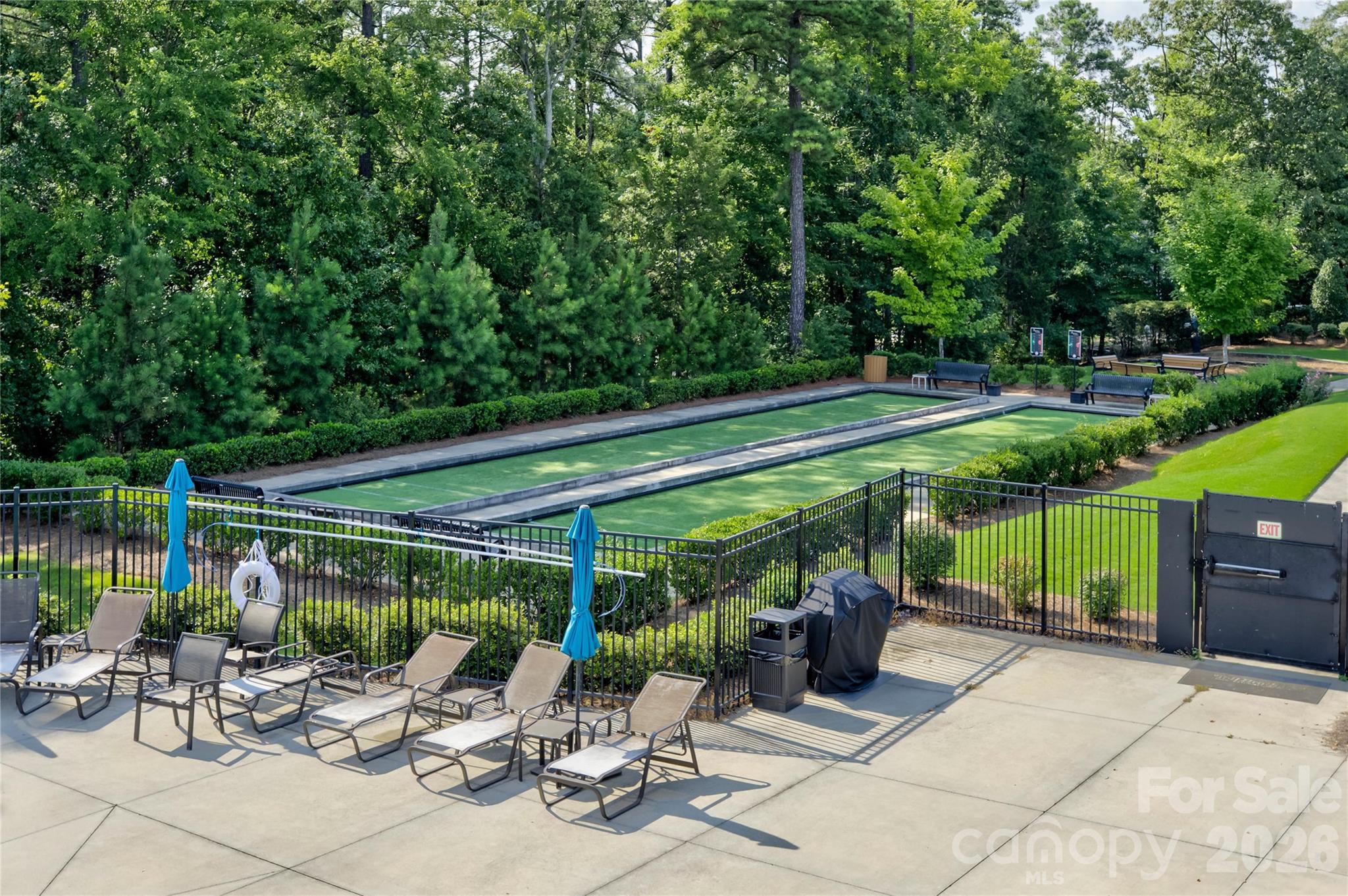 82105 Standing Oak Dr, Charlotte, NC 28278