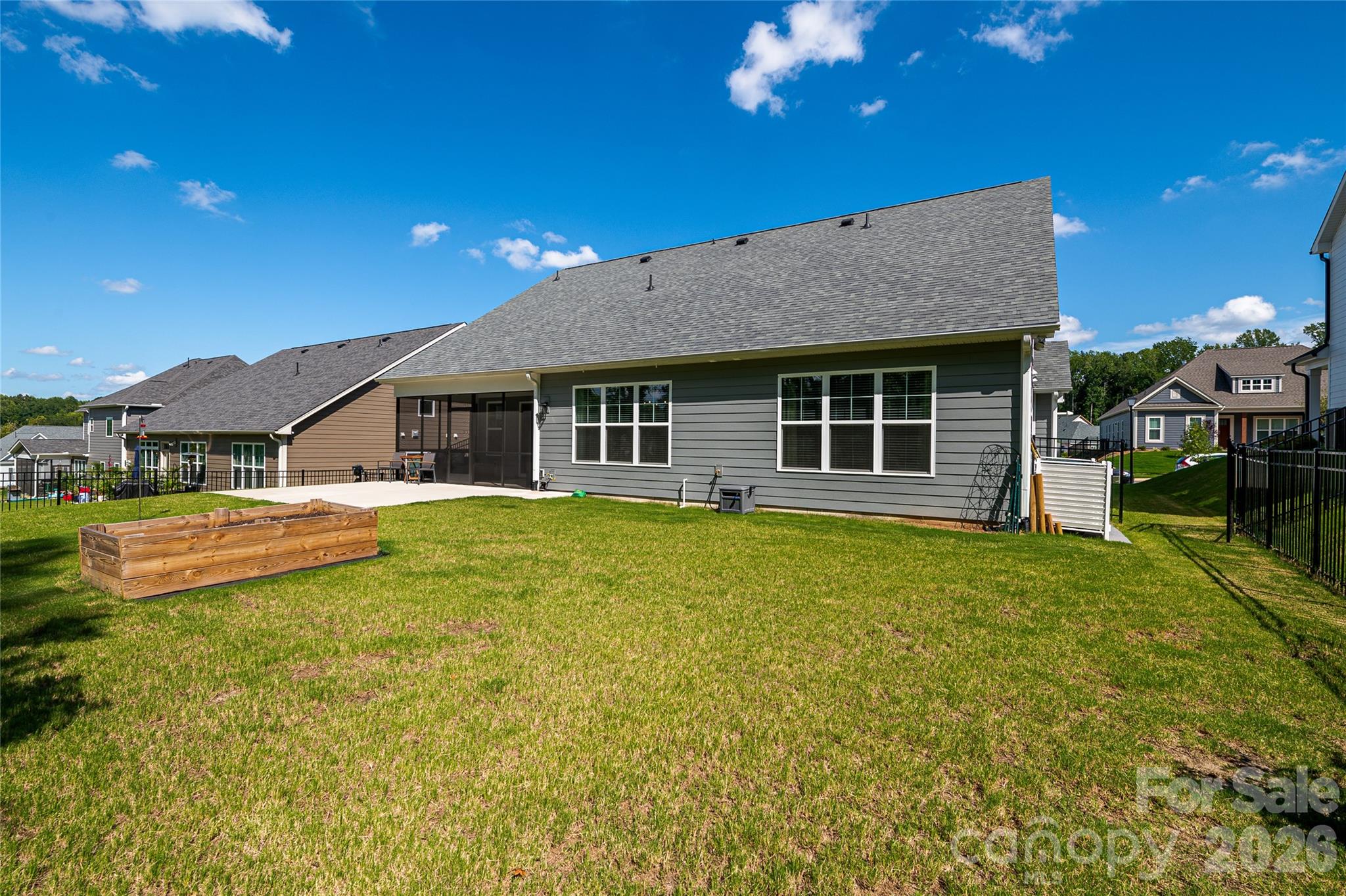 2566 NW Red Hill St, Concord, NC 28027