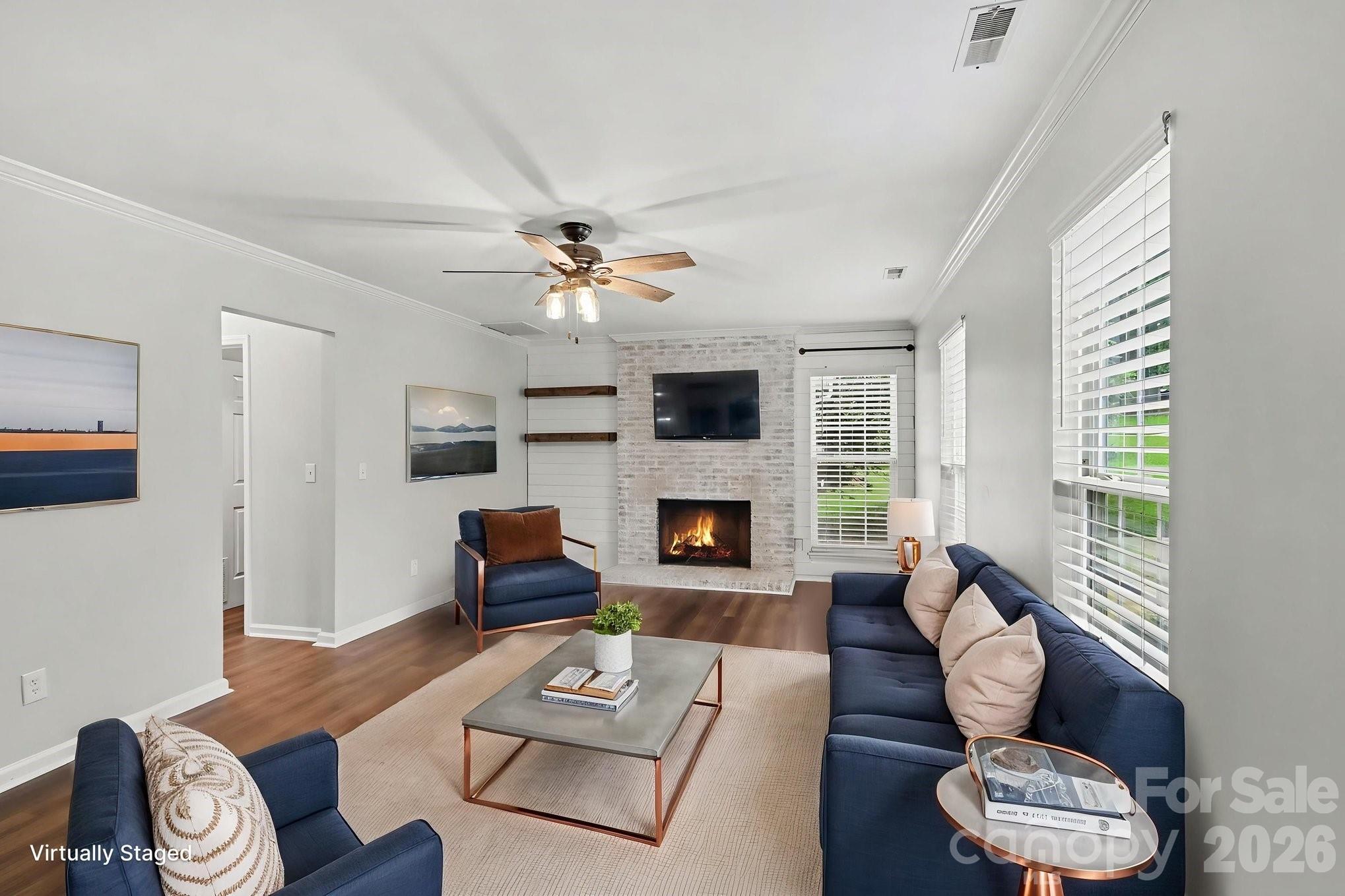 2132 Killarney Pl, Charlotte, NC 28262