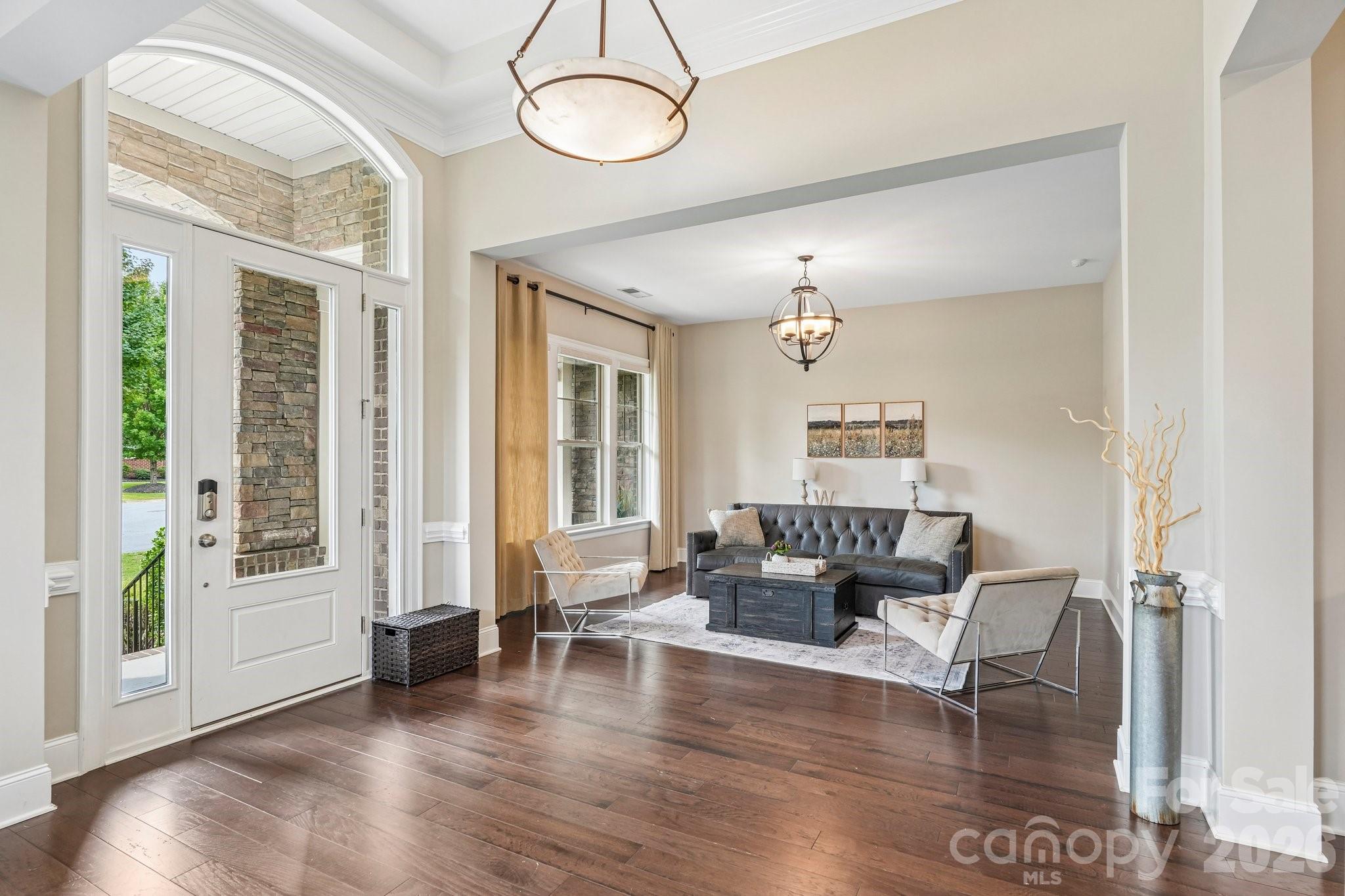 16521 Governors Club Ct, Charlotte, NC 28278