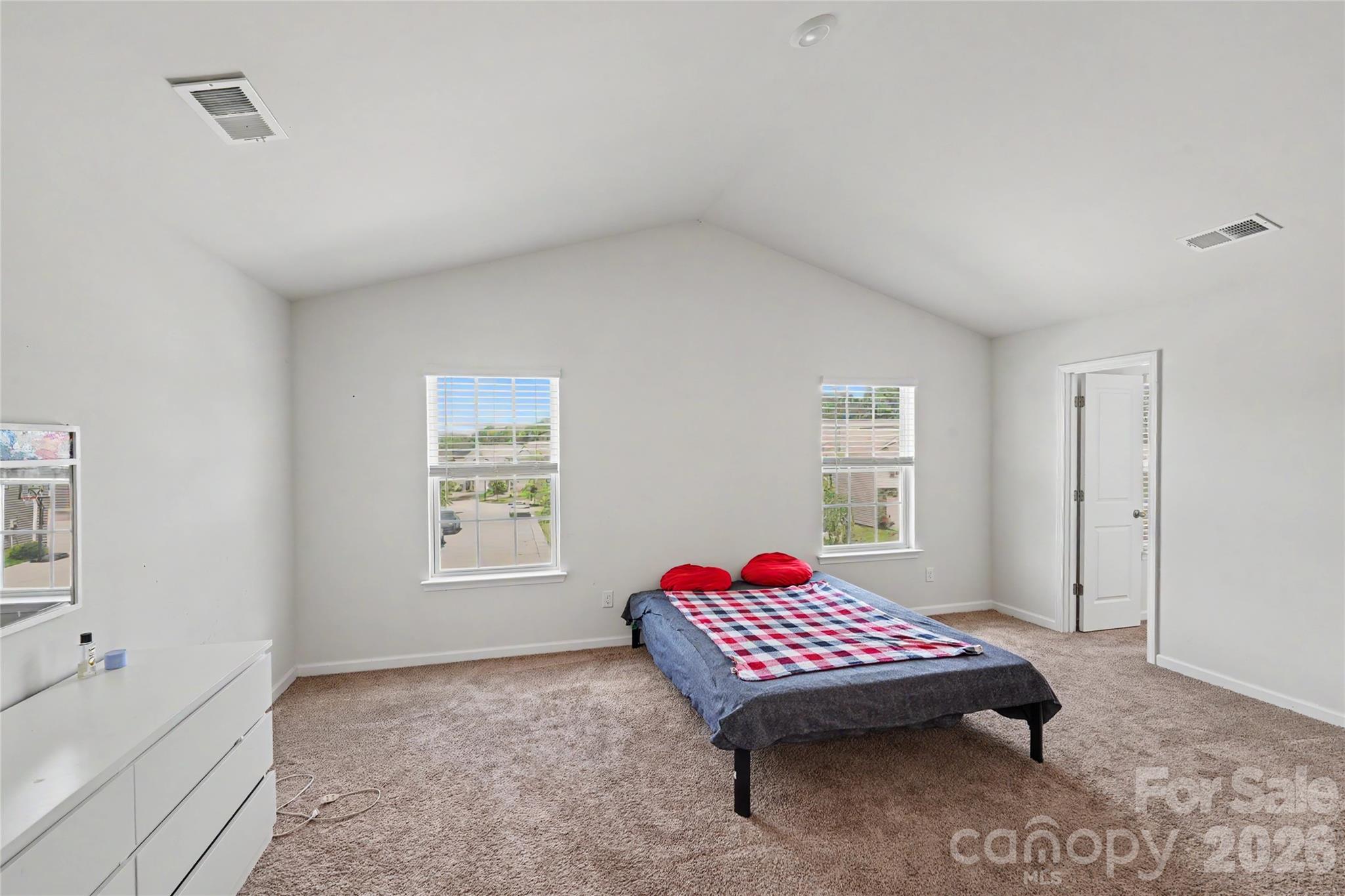 7217 Finnigan Rd, Charlotte, NC 28215
