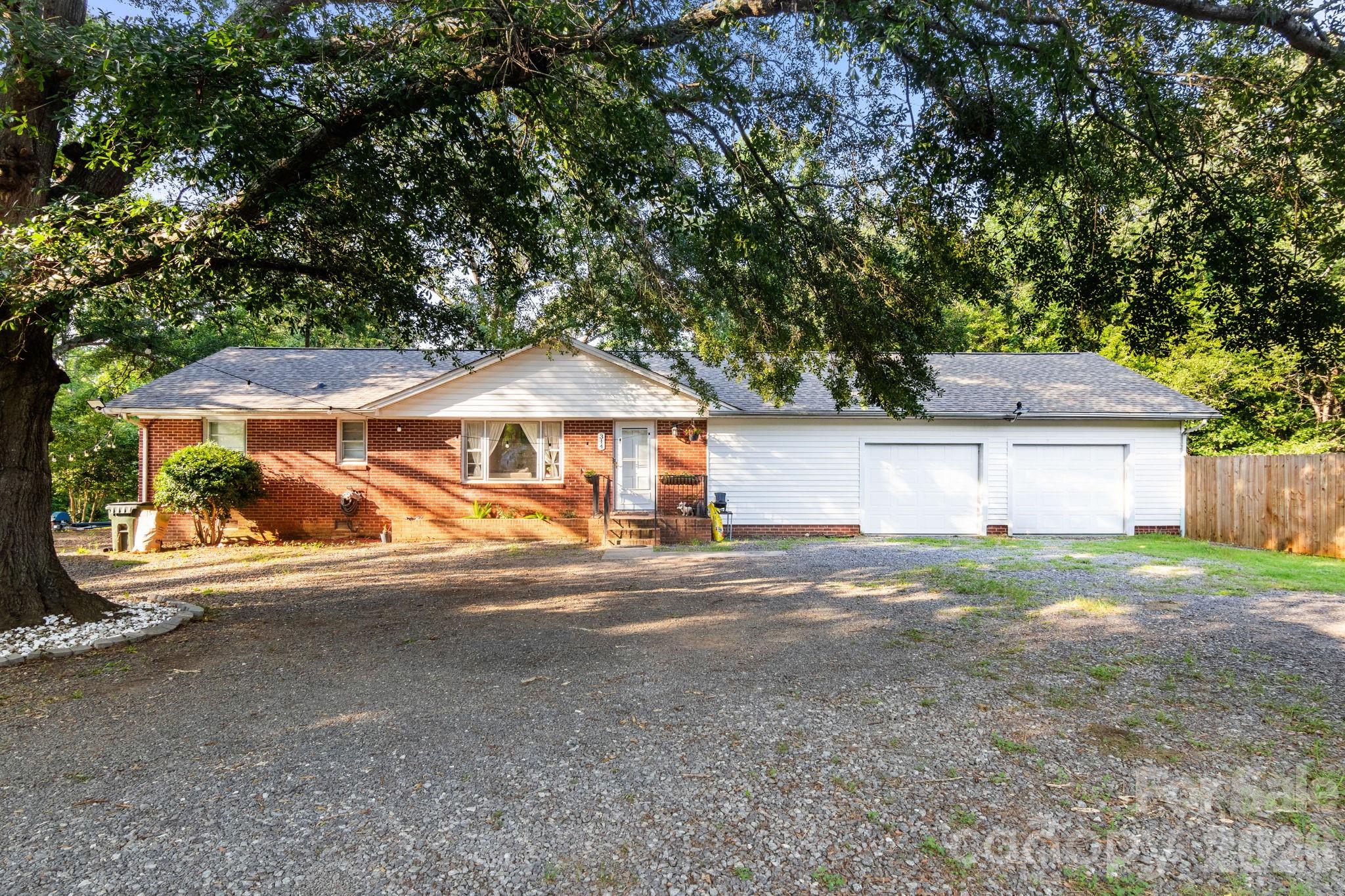 314 Laurel Hill Rd, Fort Mill, SC 29707