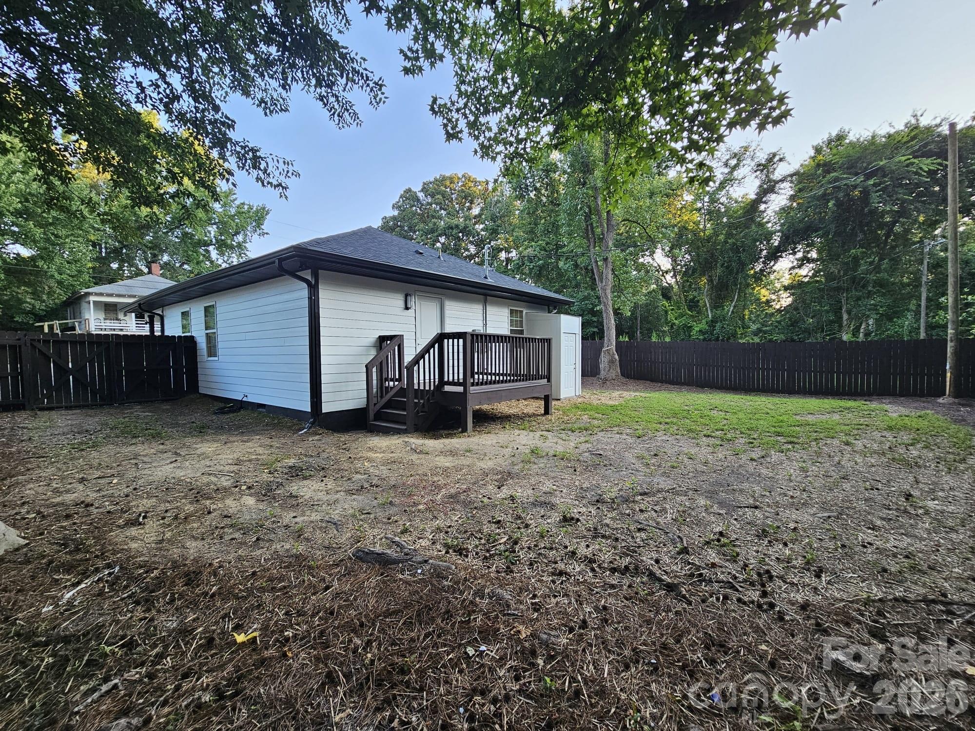 232 W 2nd St, Kershaw, SC 29067