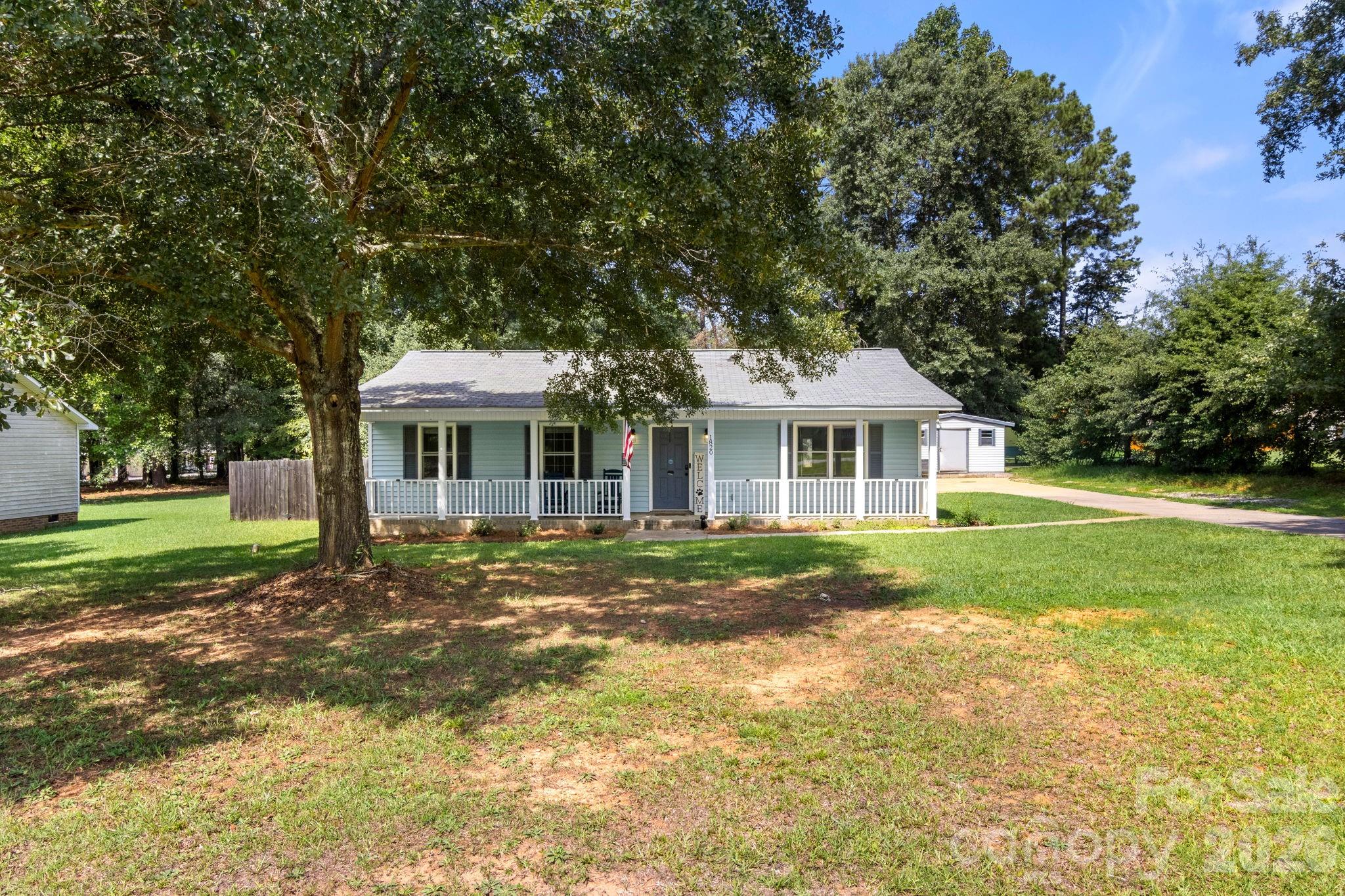 1820 Bridgewood Dr, Lancaster, SC 29720
