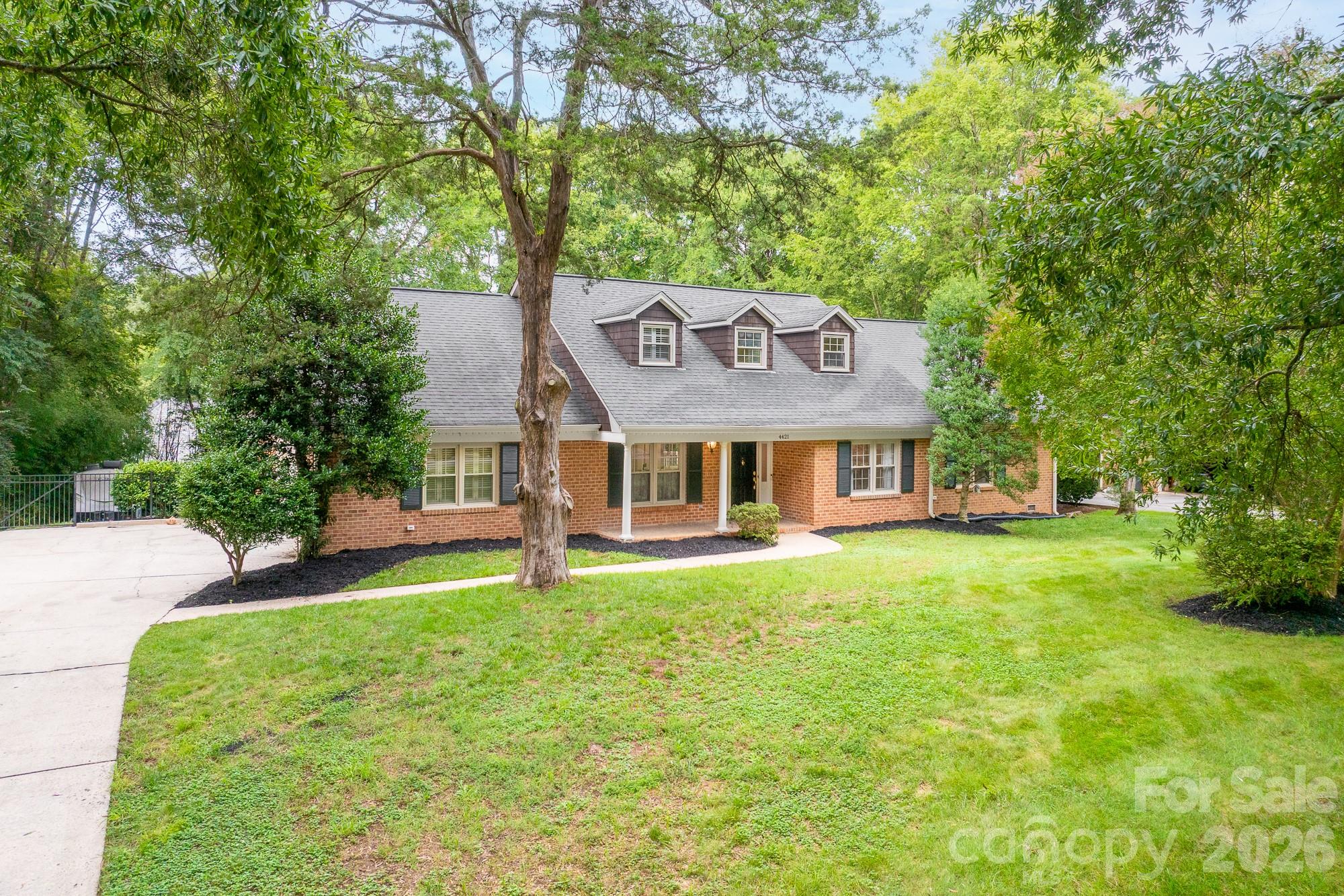 4421 Montibello Dr, Charlotte, NC 28226