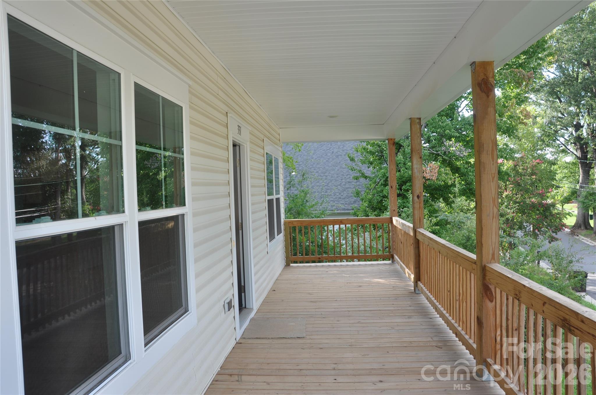 331 Nesbit Ave, Mooresville, NC 28115