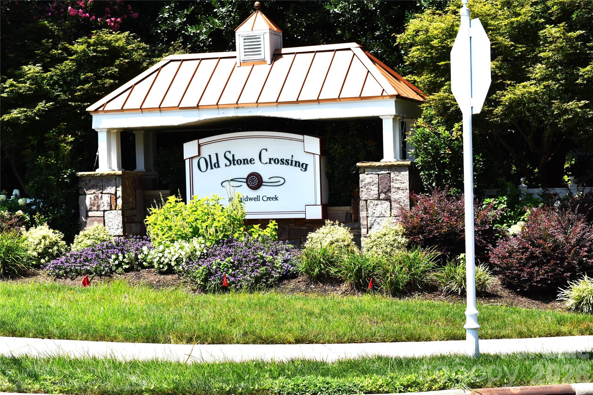 10932 Stone Trail Rd, Charlotte, NC 28213