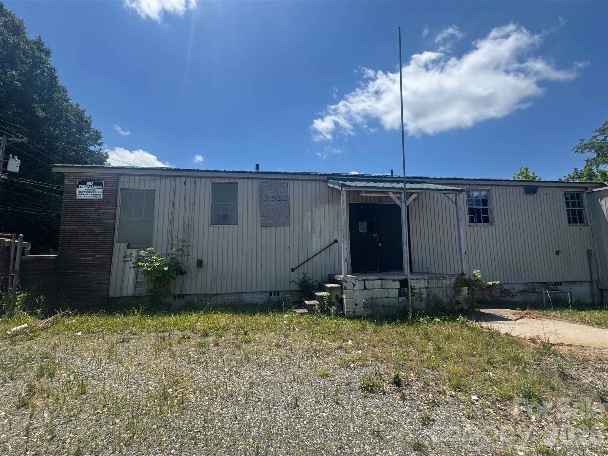 529 N Broad St, Gastonia, NC 28054