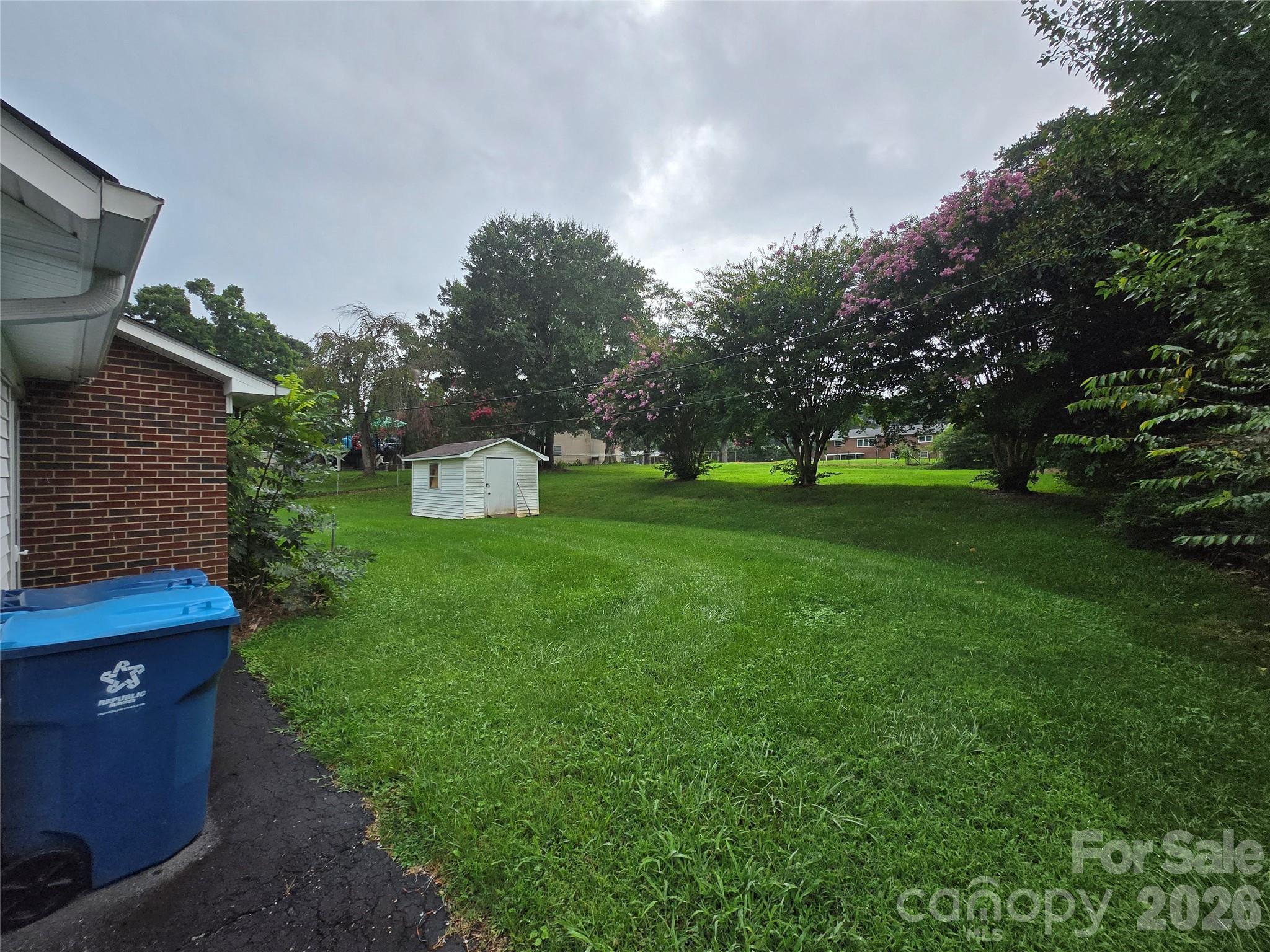 1326 26th St SW, Hickory, NC 28602
