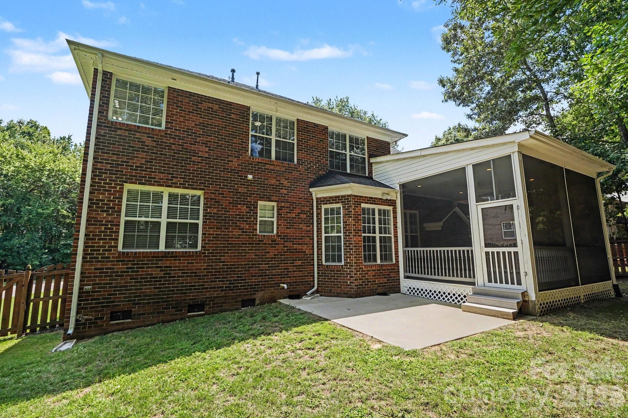 229 Edenshire Ct, Indian Trail, NC 28079