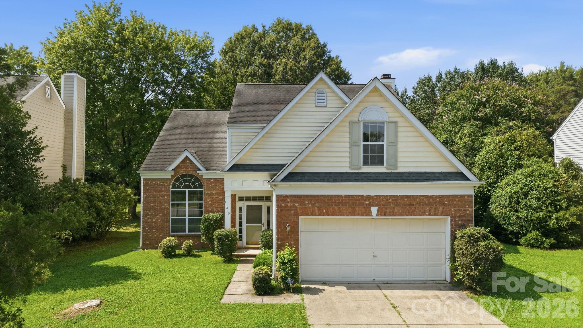 11215 Longhedge Ln, Charlotte, NC 28273