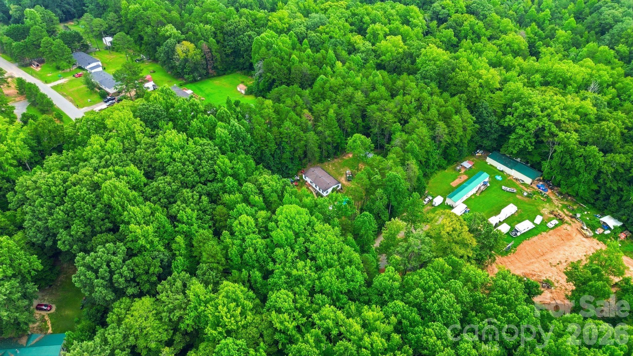 1039 Monterey Dr, Iron Station, NC 28080