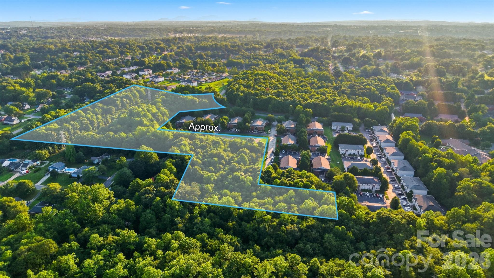 1880 20th Avenue Dr NE, Hickory, NC 28601