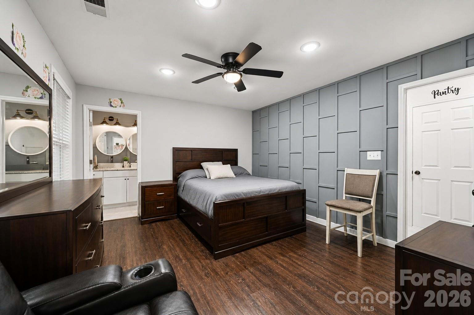 1104 Poston Cir, Gastonia, NC 28054