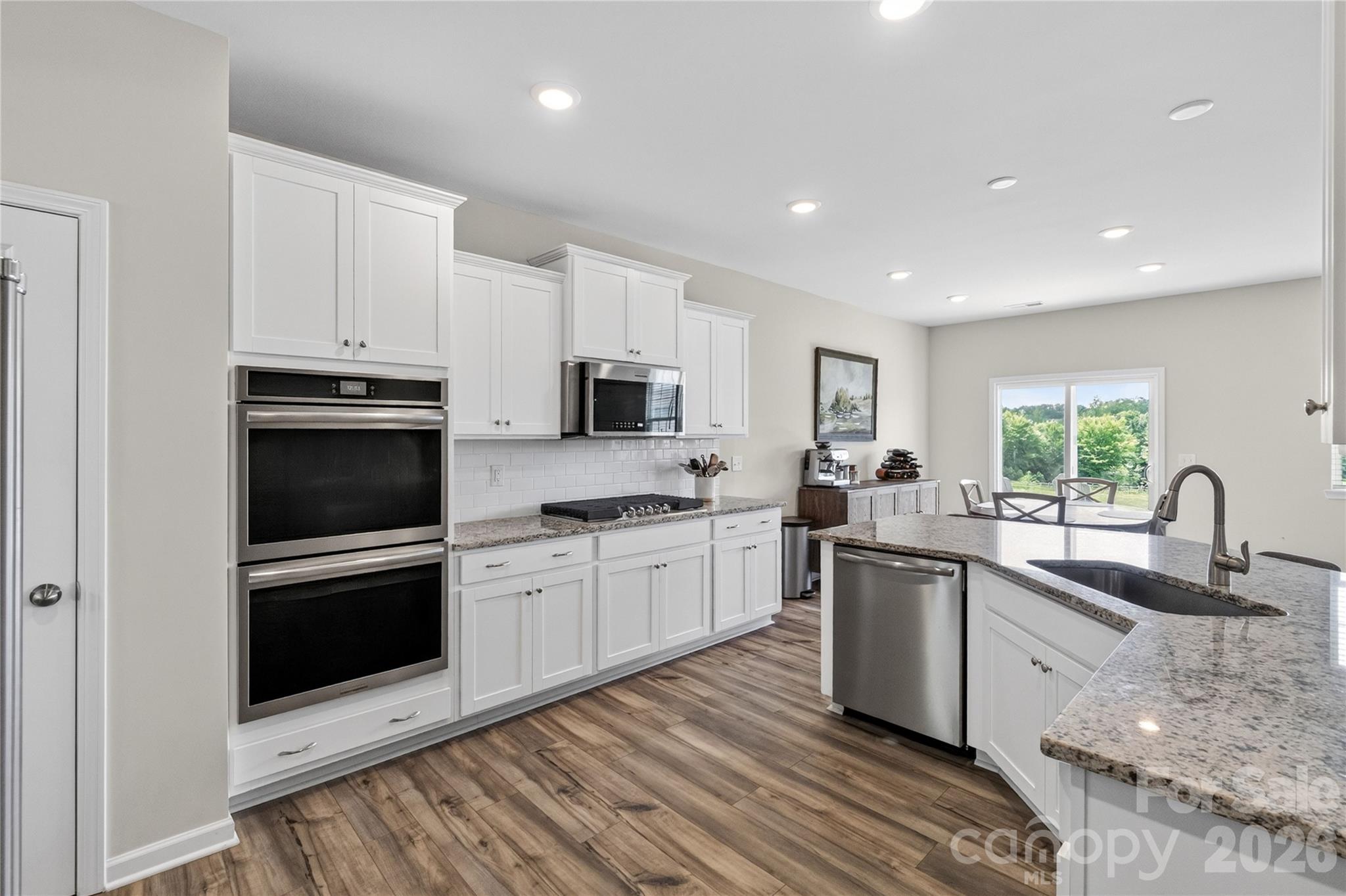 252 Kennerly Center Dr, Mooresville, NC 28115