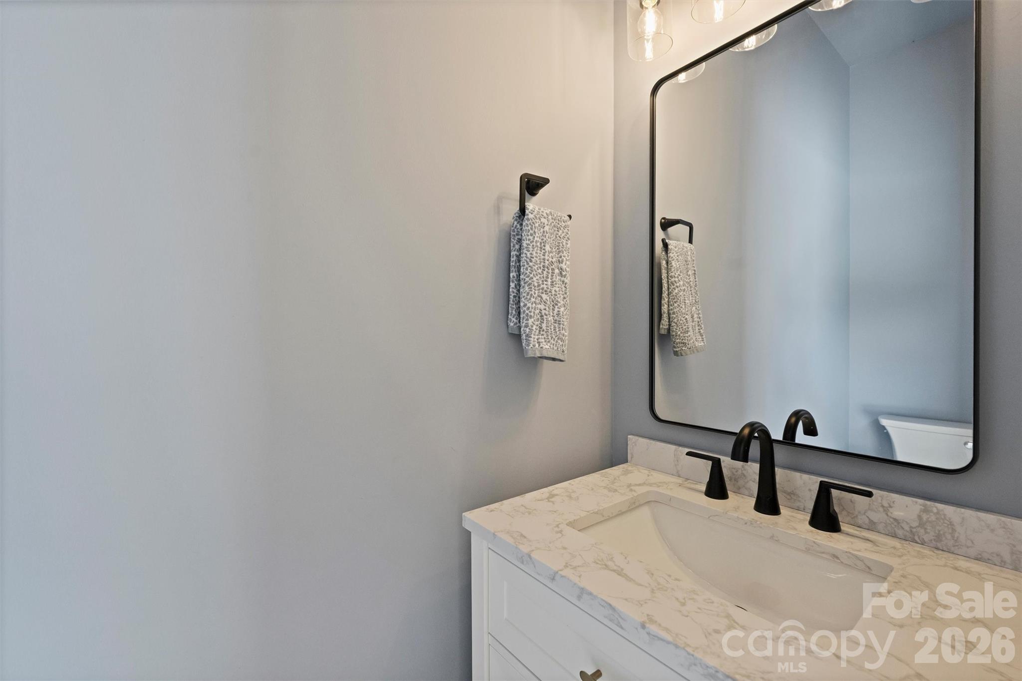 215 Hartford Ave, Charlotte, NC 28209