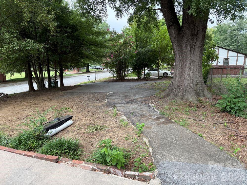 1008 Jackson St N, Salisbury, NC 28144