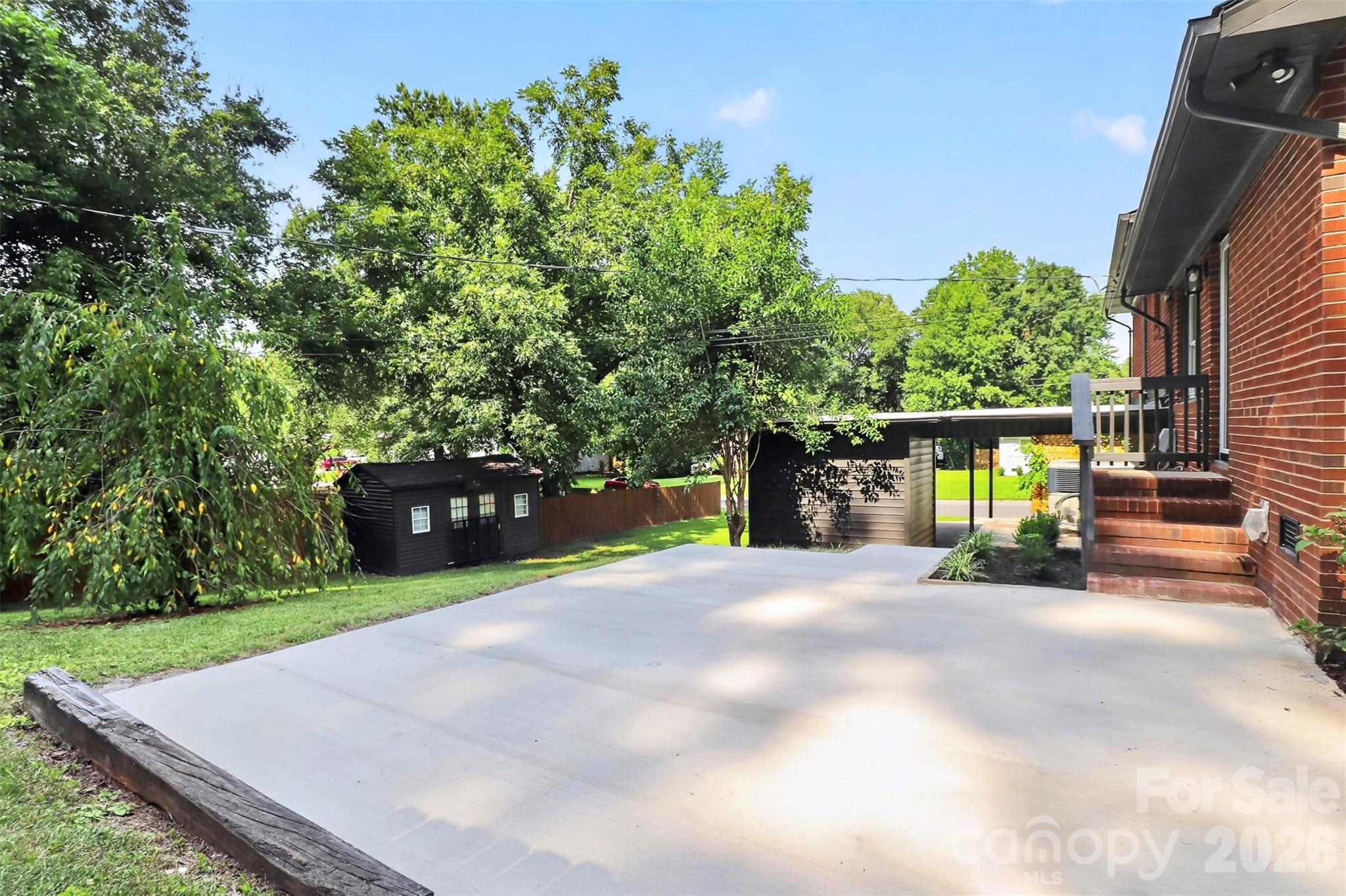 3617 Woodleaf Rd, Charlotte, NC 28205