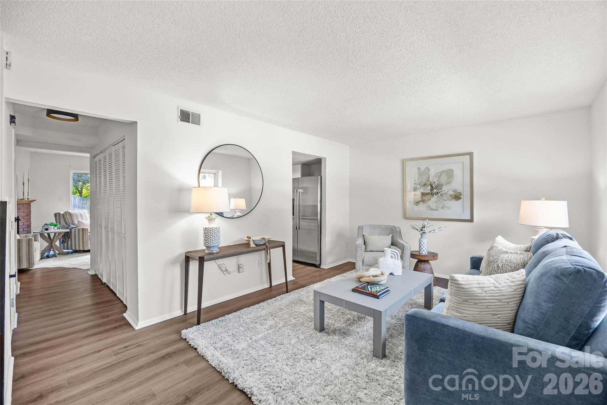 8254 Knights Bridge Rd, Charlotte, NC 28210