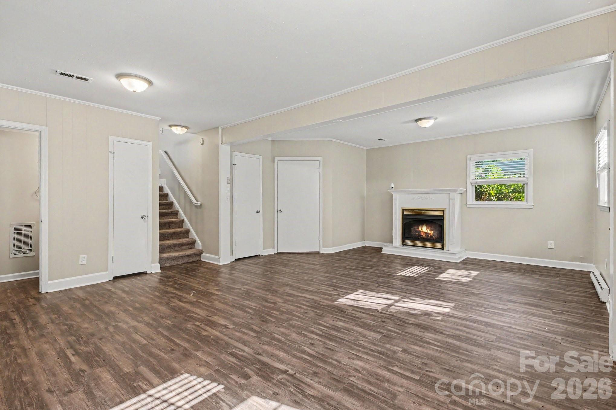6209 Springfield Dr, Charlotte, NC 28212