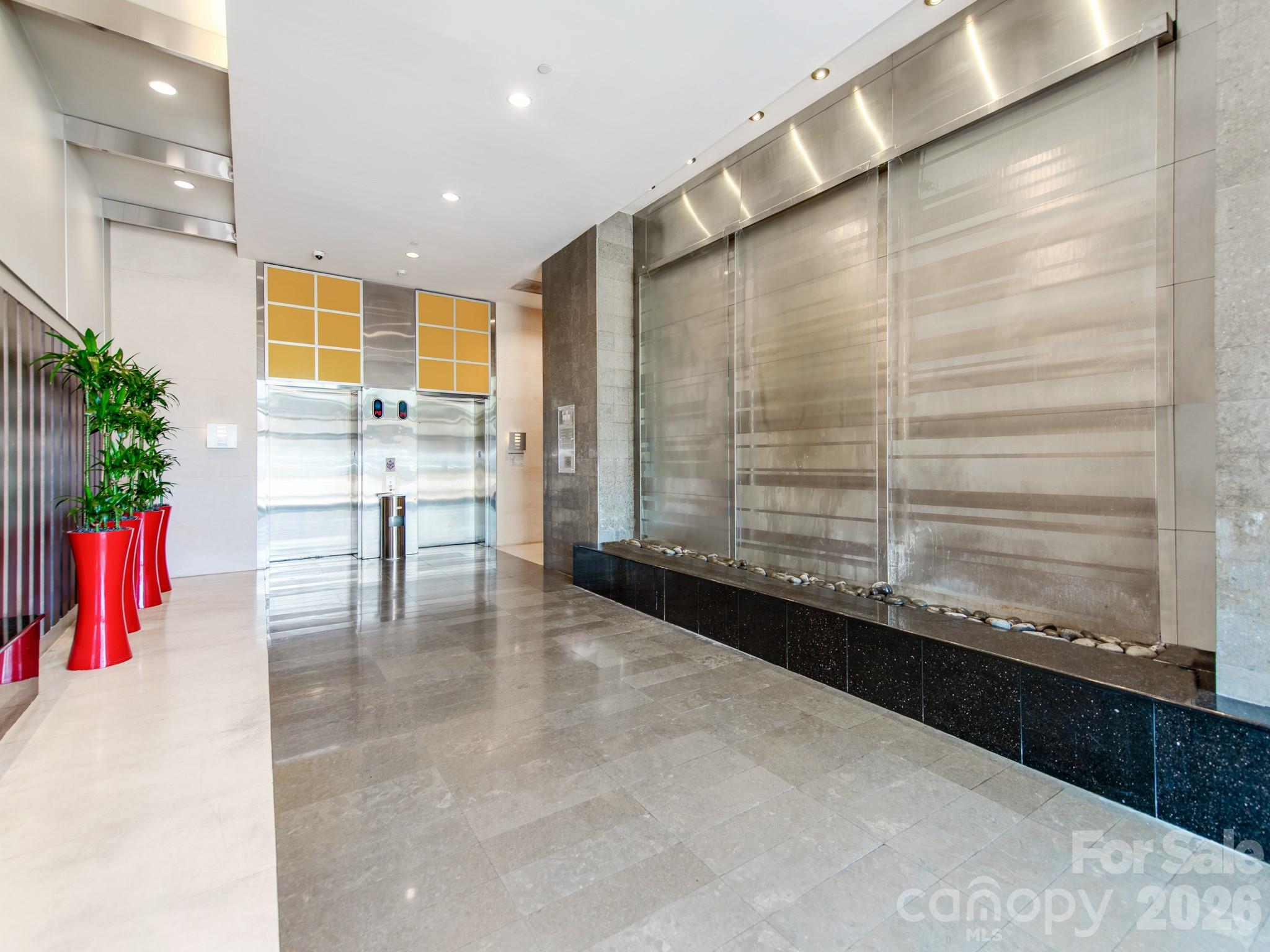 333 W Trade St #2603, Charlotte, NC 28202