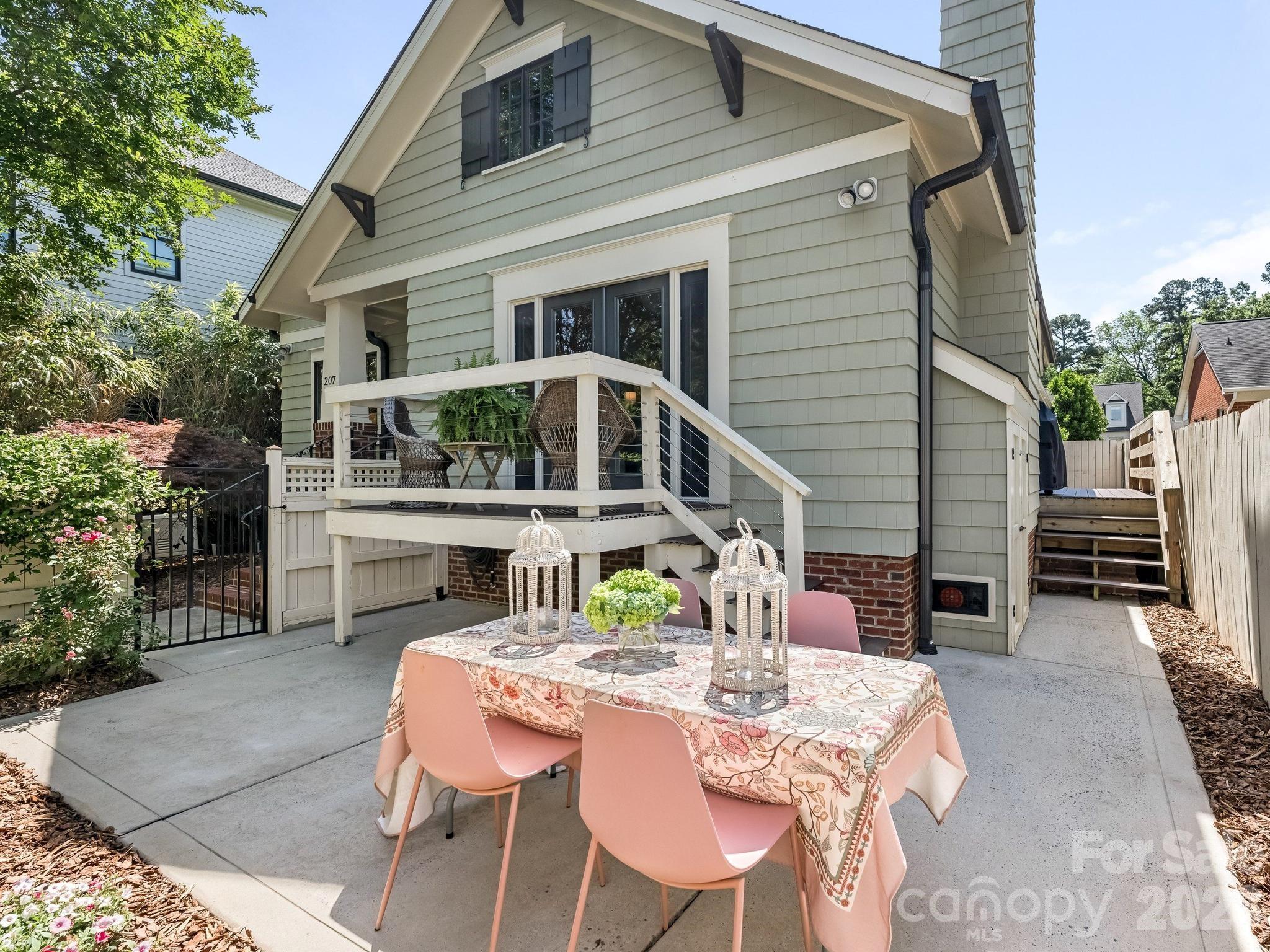 207 Towill Pl, Charlotte, NC 28211