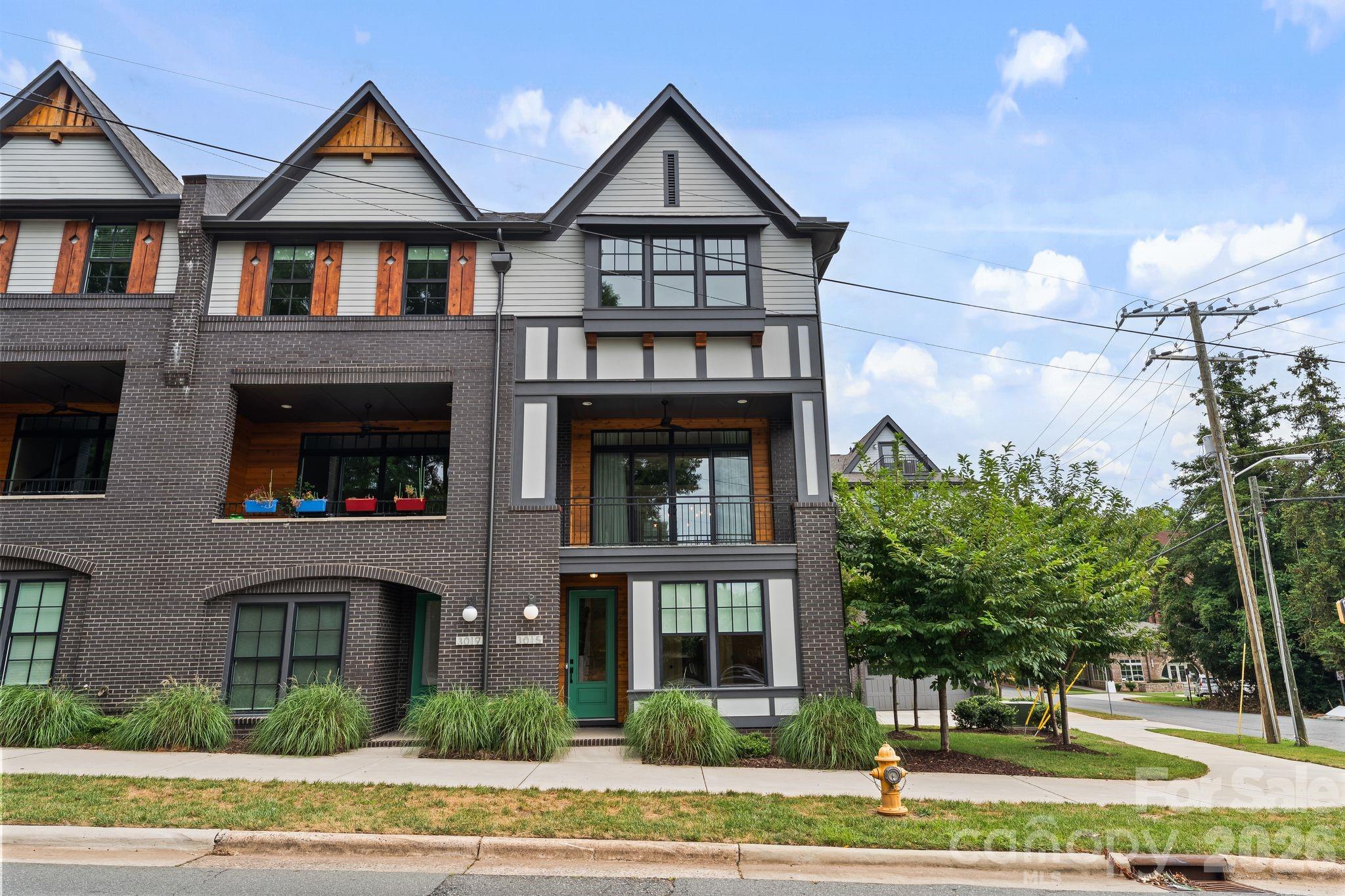 3015 Kalex Ct, Charlotte, NC 28204