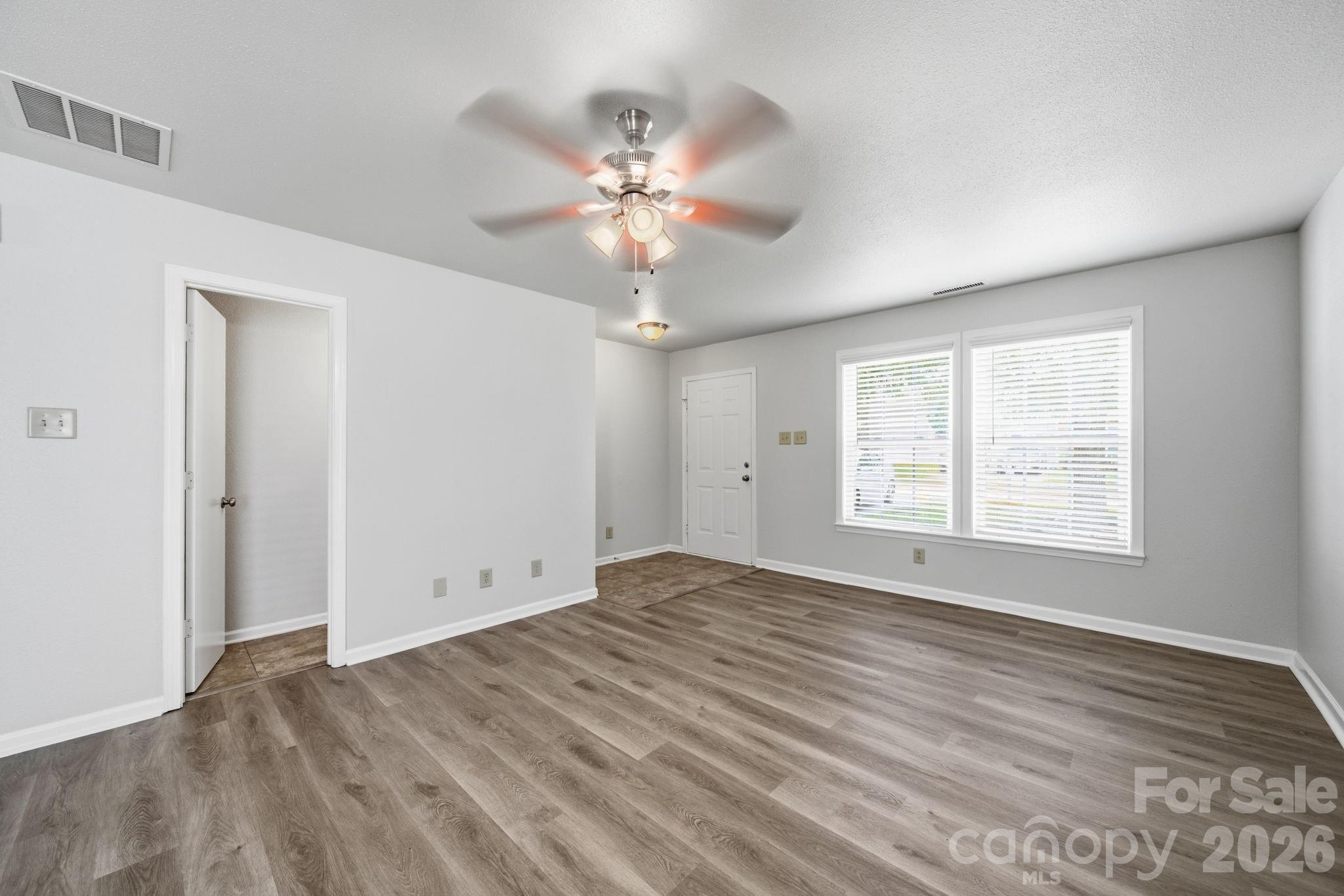 1602 Matthew Allen Cir, Kannapolis, NC 28081