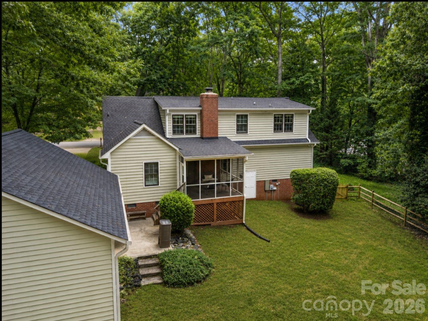 3022 Butter Churn Ln, Matthews, NC 28105