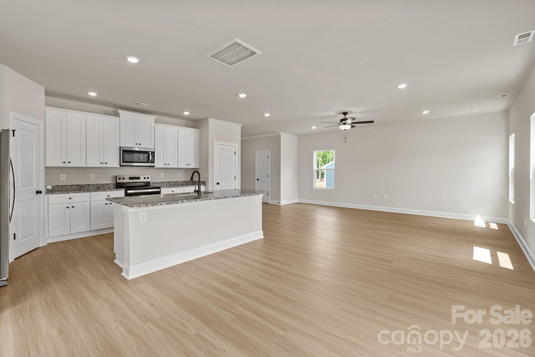 3541 Saddlebred Dr, Gastonia, NC 28052