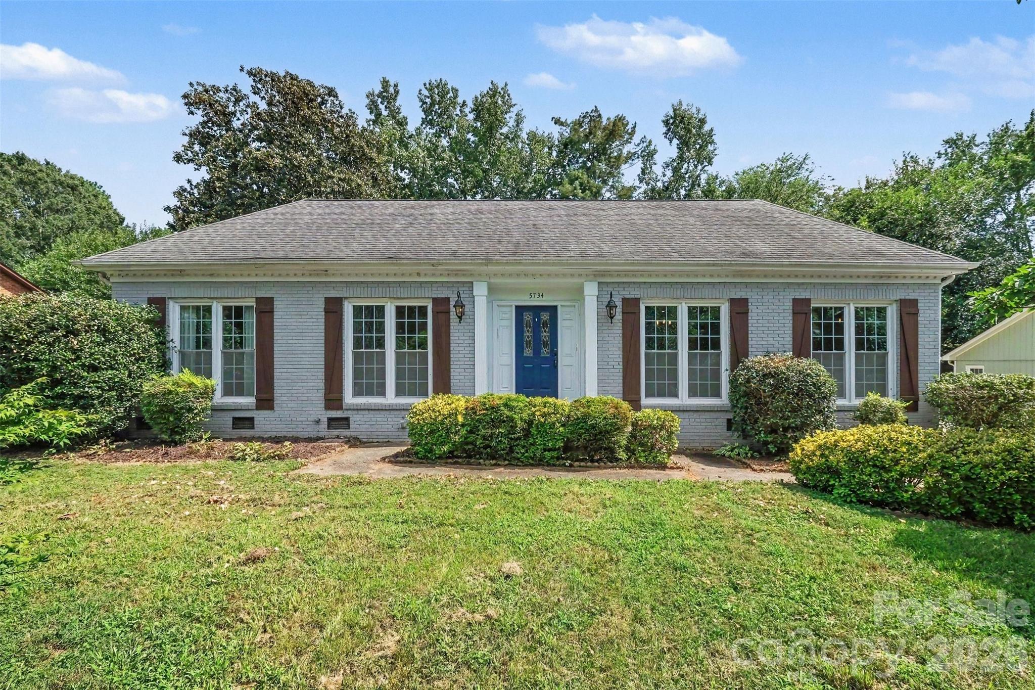 5734 Faulconbridge Rd, Charlotte, NC 28227
