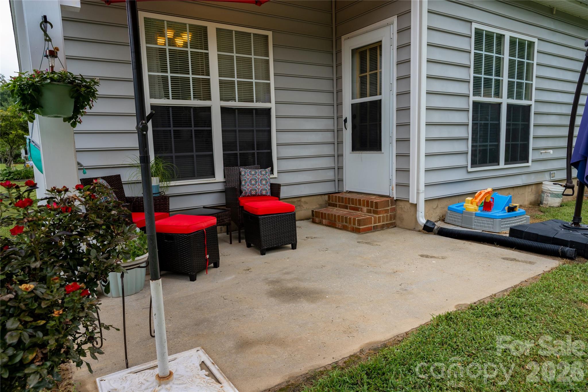 2568 Governors Pointe Ct NE, Concord, NC 28025