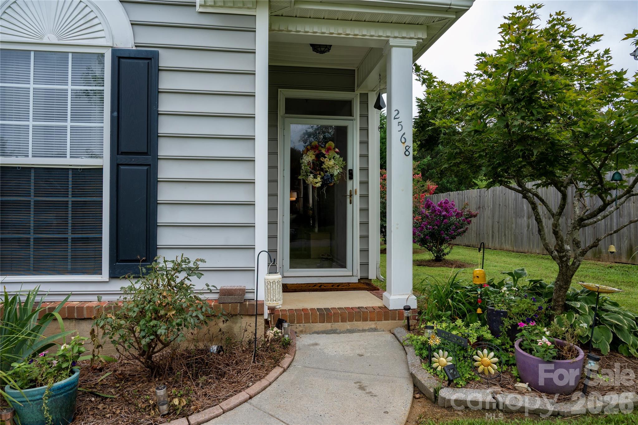 2568 Governors Pointe Ct NE, Concord, NC 28025