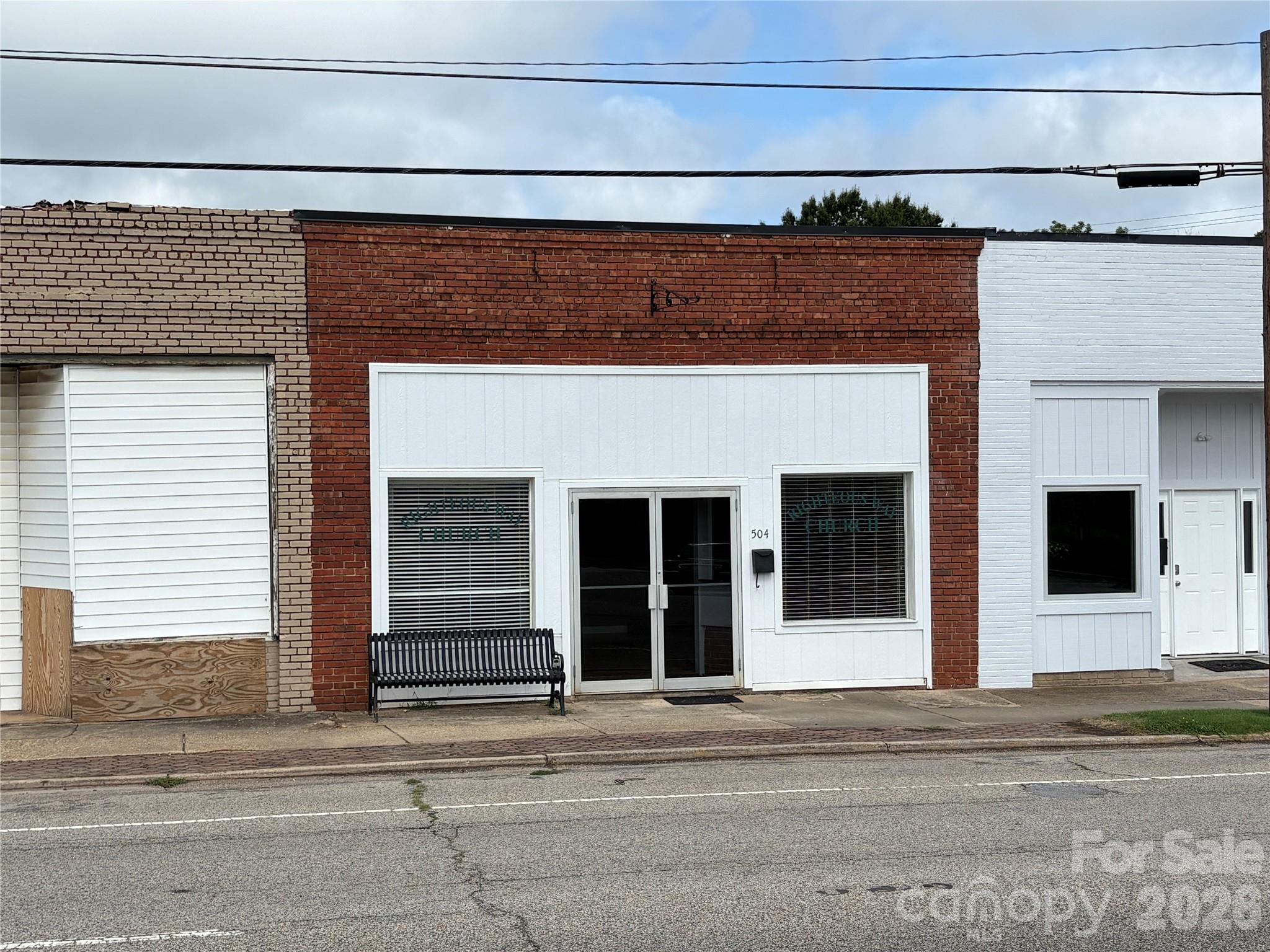 504 S Main St, Clover, SC 29710