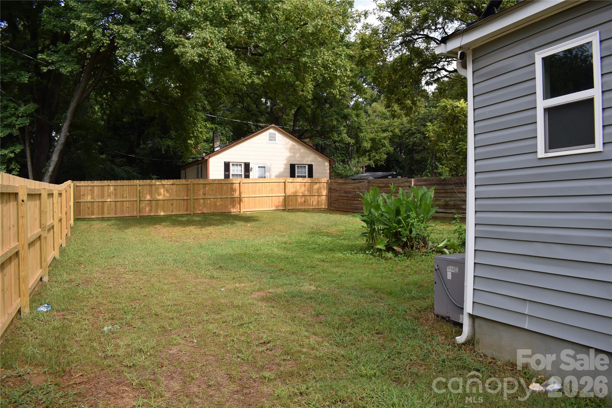 806 Cantwell St, Charlotte, NC 28208