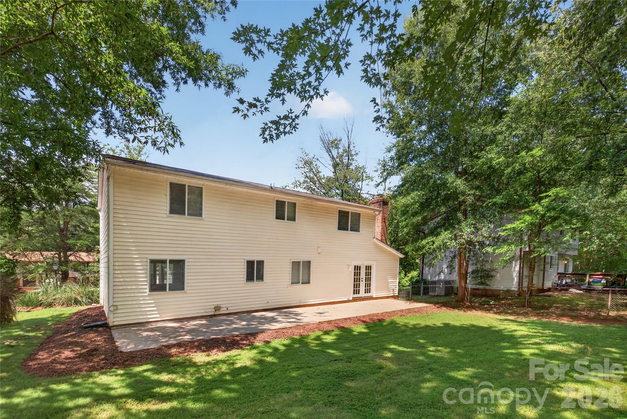 9524 Robert Burns Ct, Charlotte, NC 28213