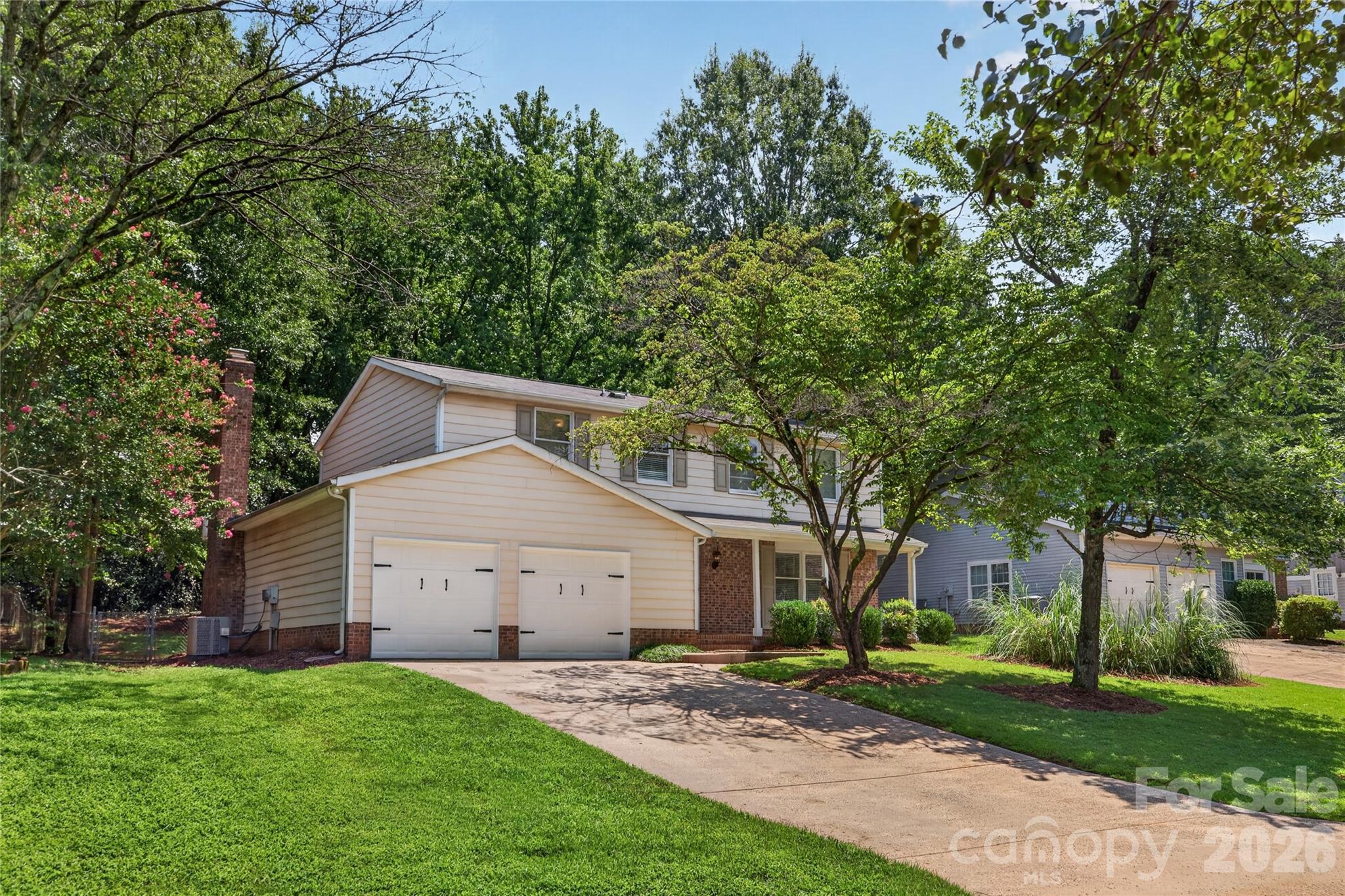 9524 Robert Burns Ct, Charlotte, NC 28213