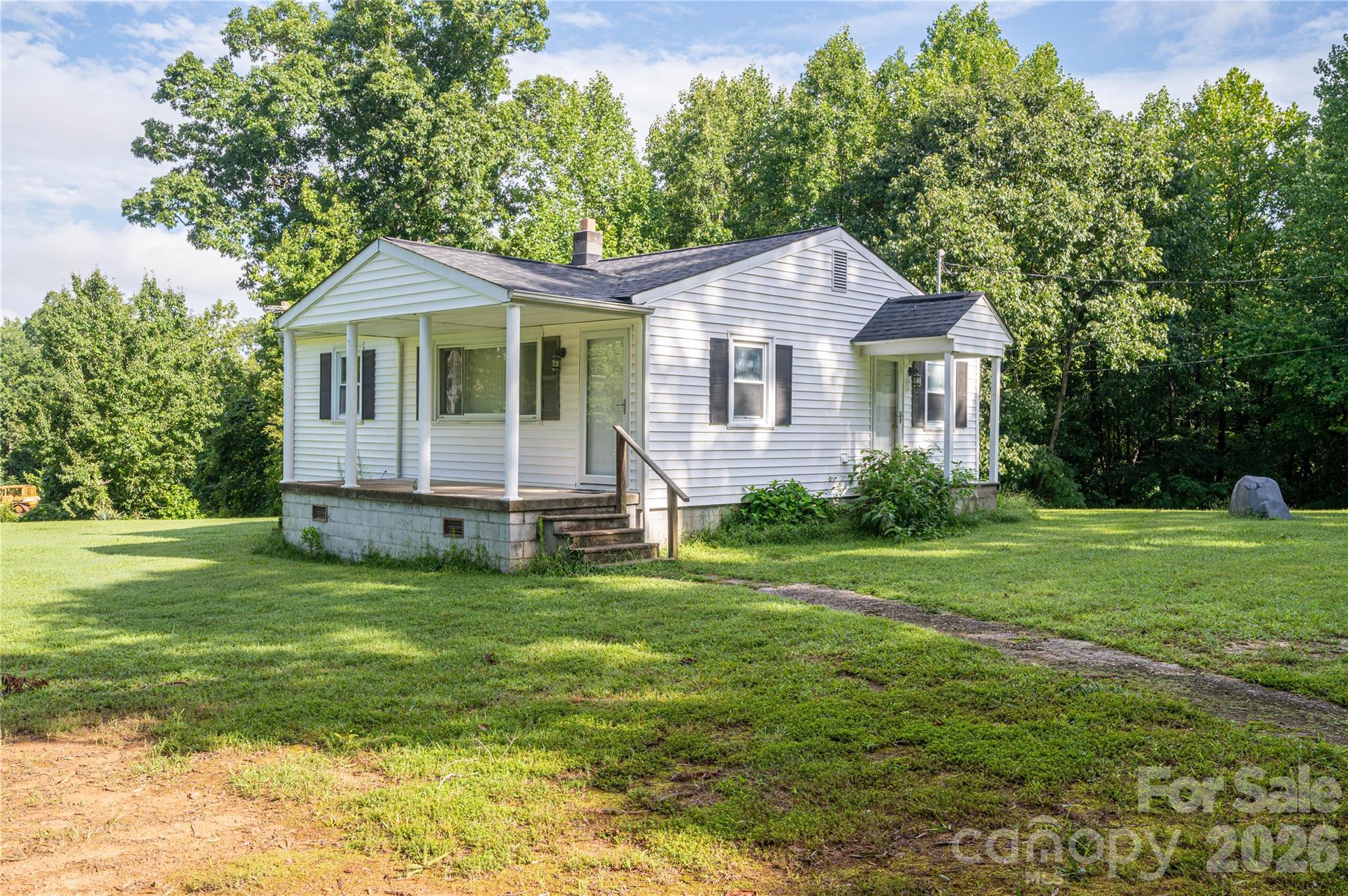 614 W Westview St, Gastonia, NC 28052