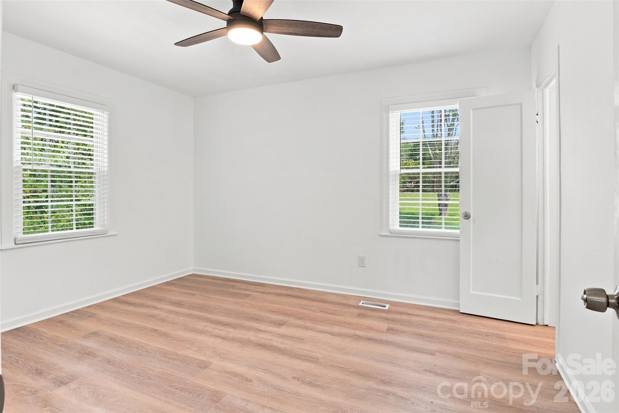 203 Magnolia Ave, Great Falls, SC 29055