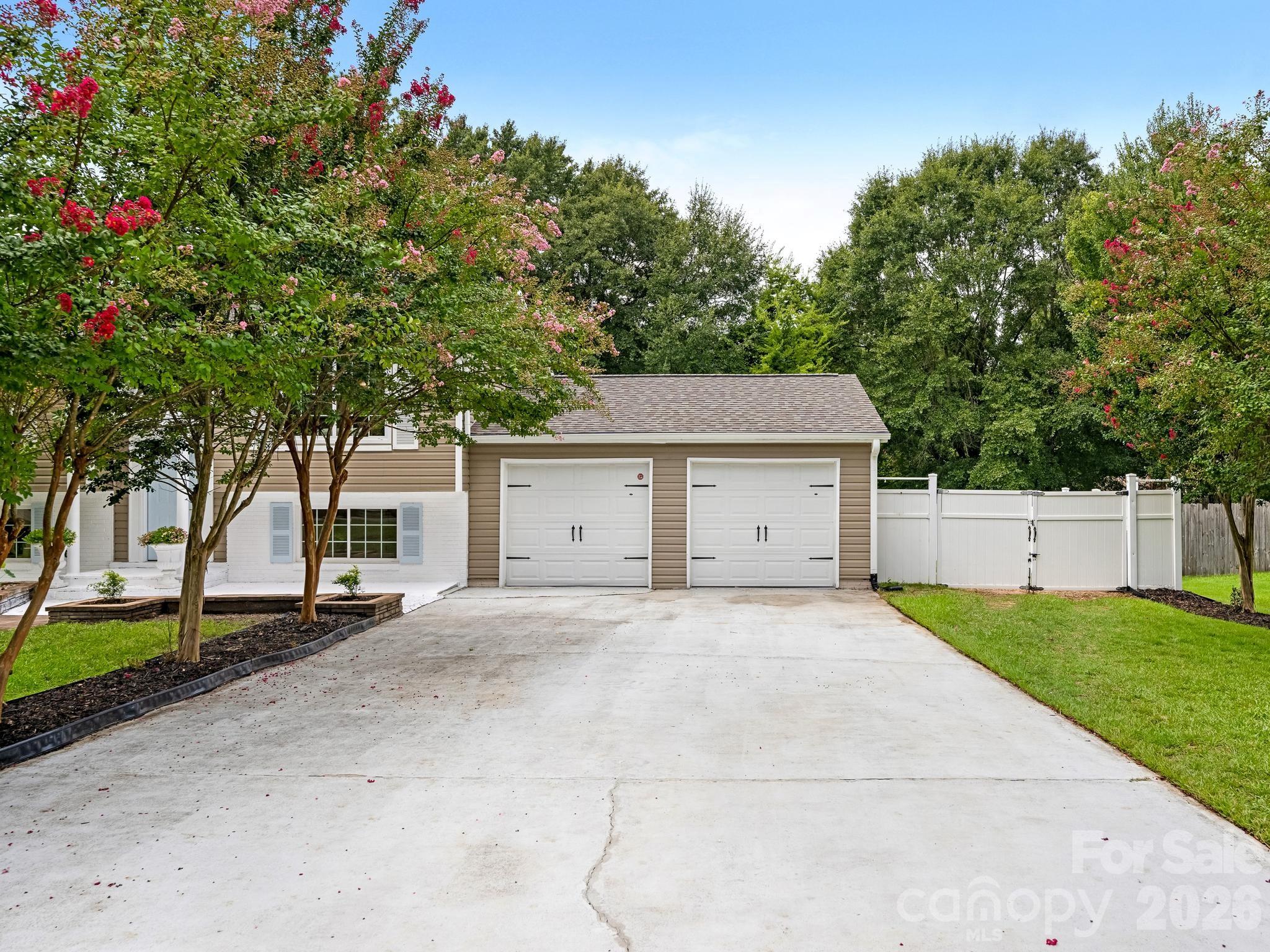 5808 Ryder Ave, Charlotte, NC 28226
